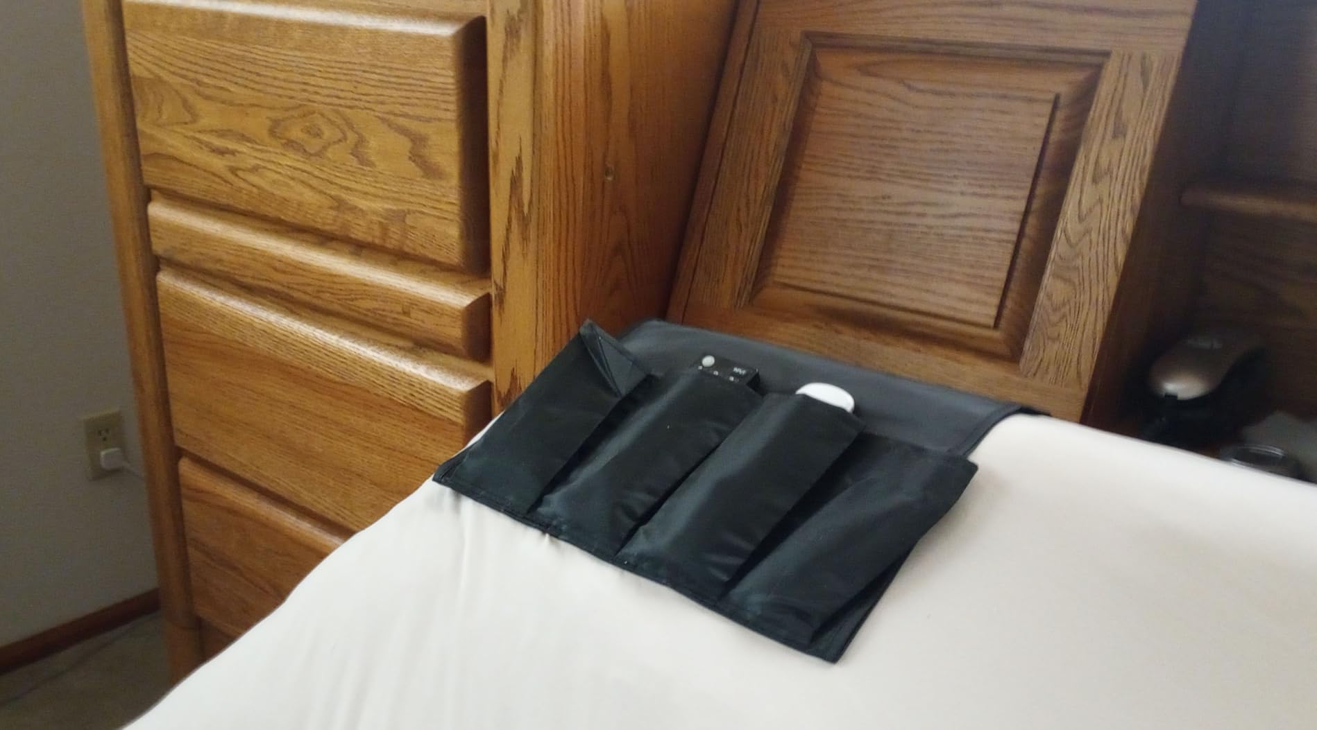 Lucid L600 Adjustable Bed Frame - Zero Gravity - Massage - App, Queen customer photo 2