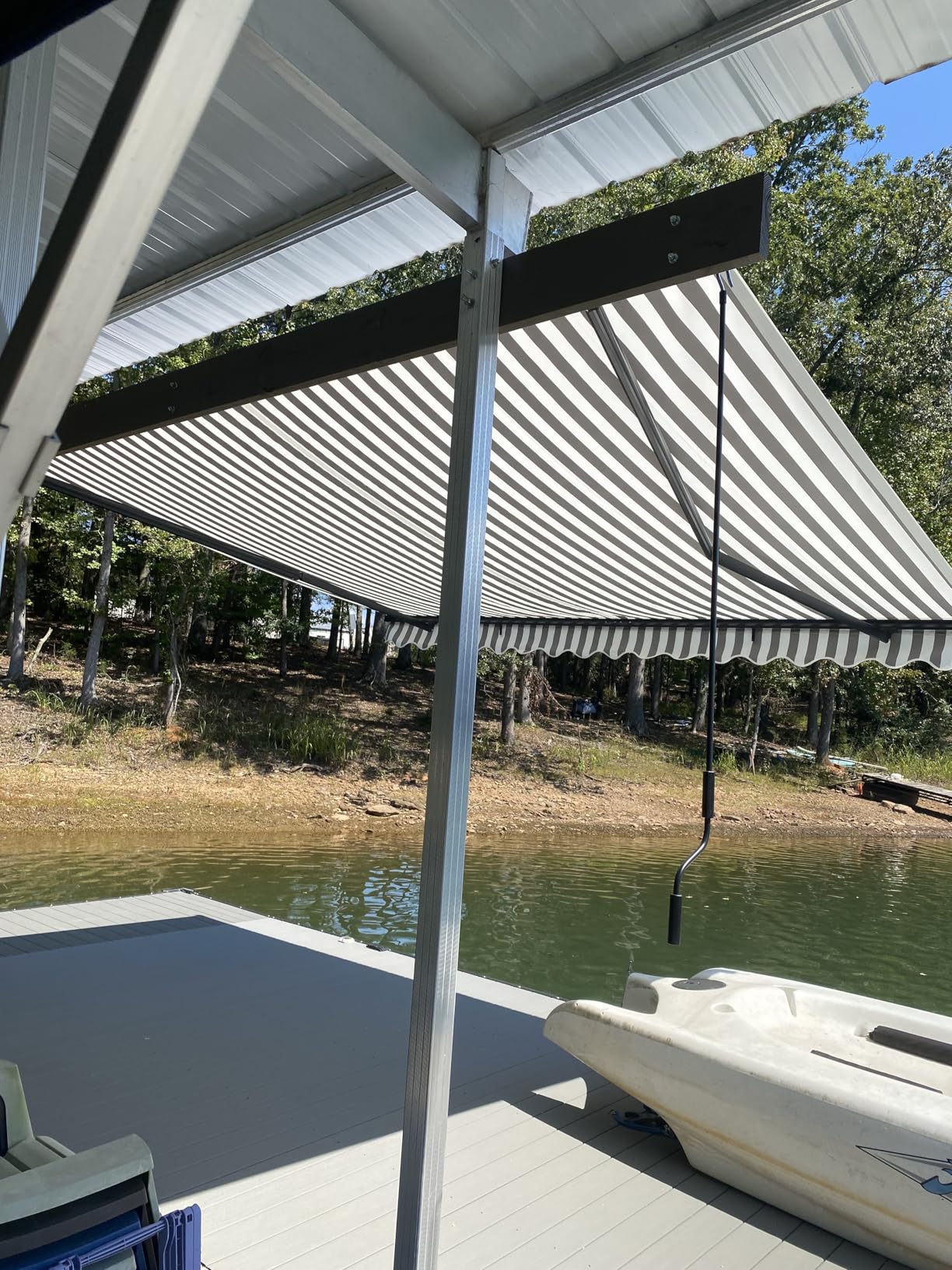 ALEKO Patio Awning 12x10 feet Manual Black Frame Awning, UV-Protected Sunshade Canopy with Hand Crank and Durable Frame for Deck, Porch, Backyard - Caribbean Style Charcoal Gray customer photo 2