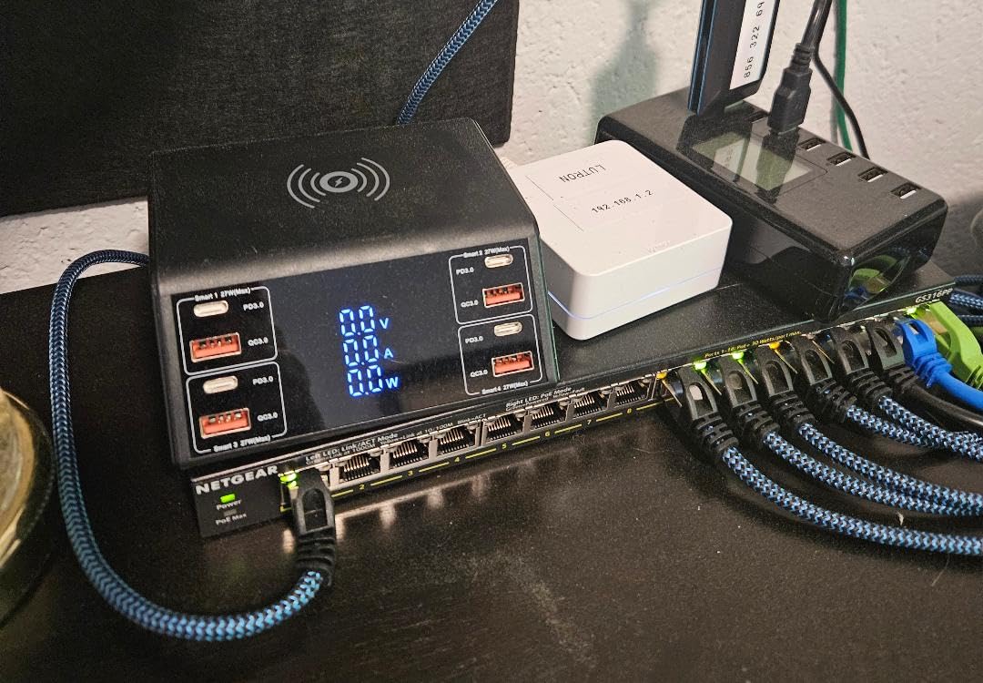 NETGEAR 48-Port PoE+ Gigabit Ethernet Unmanaged Essentials Switch (GS348PP) - with 24 x PoE+ @ 380W, Desktop or Rackmount customer photo 2