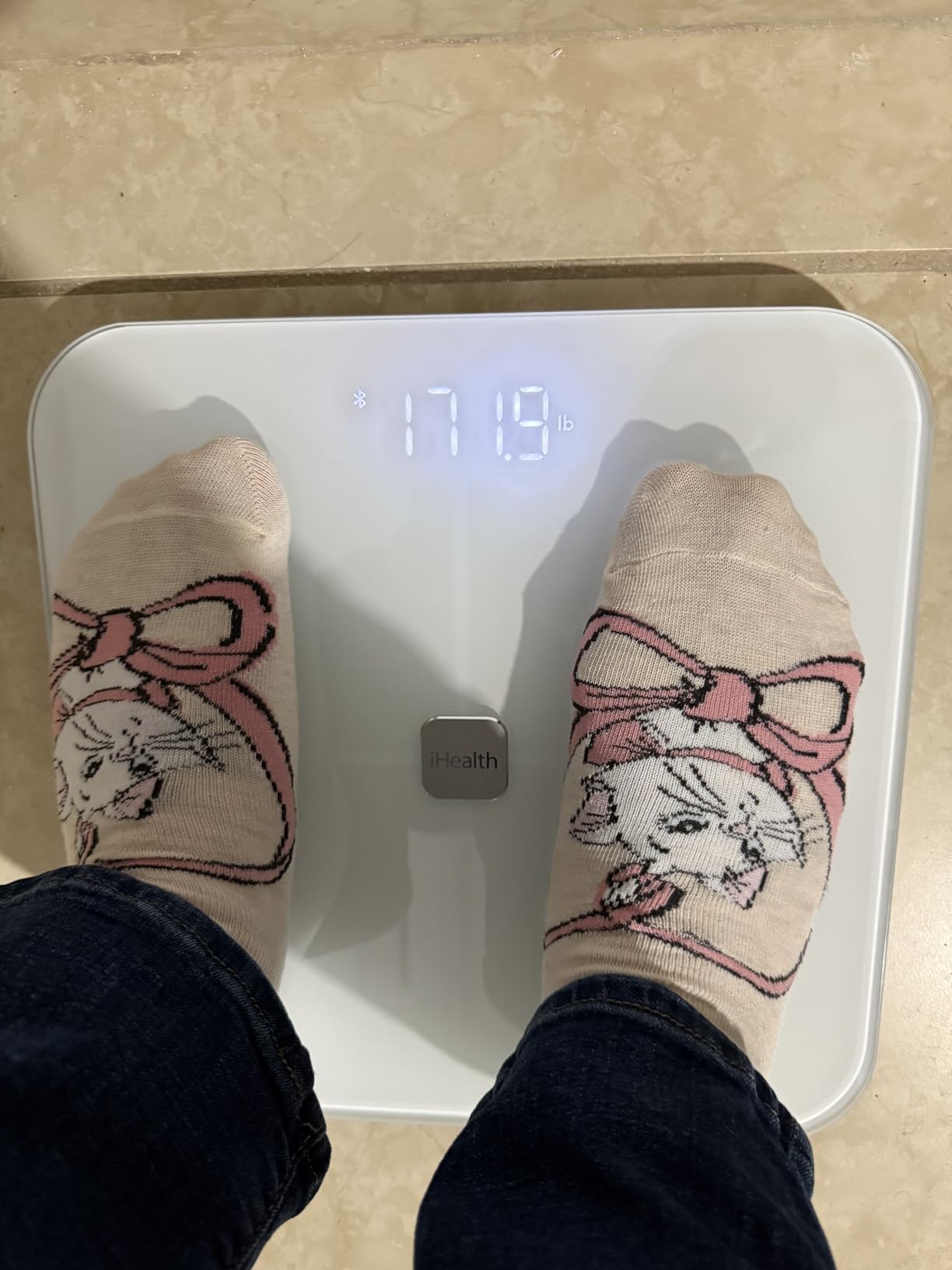 iHealth Nexus Smart Scale for Body Weight Bluetooth, Digital Bathroom Scale Body Fat and Muscle, Body Composition Monitor Health Analyzer for BMI Compatible for iOS & Android Accurate to 0.1lb-White customer photo 2