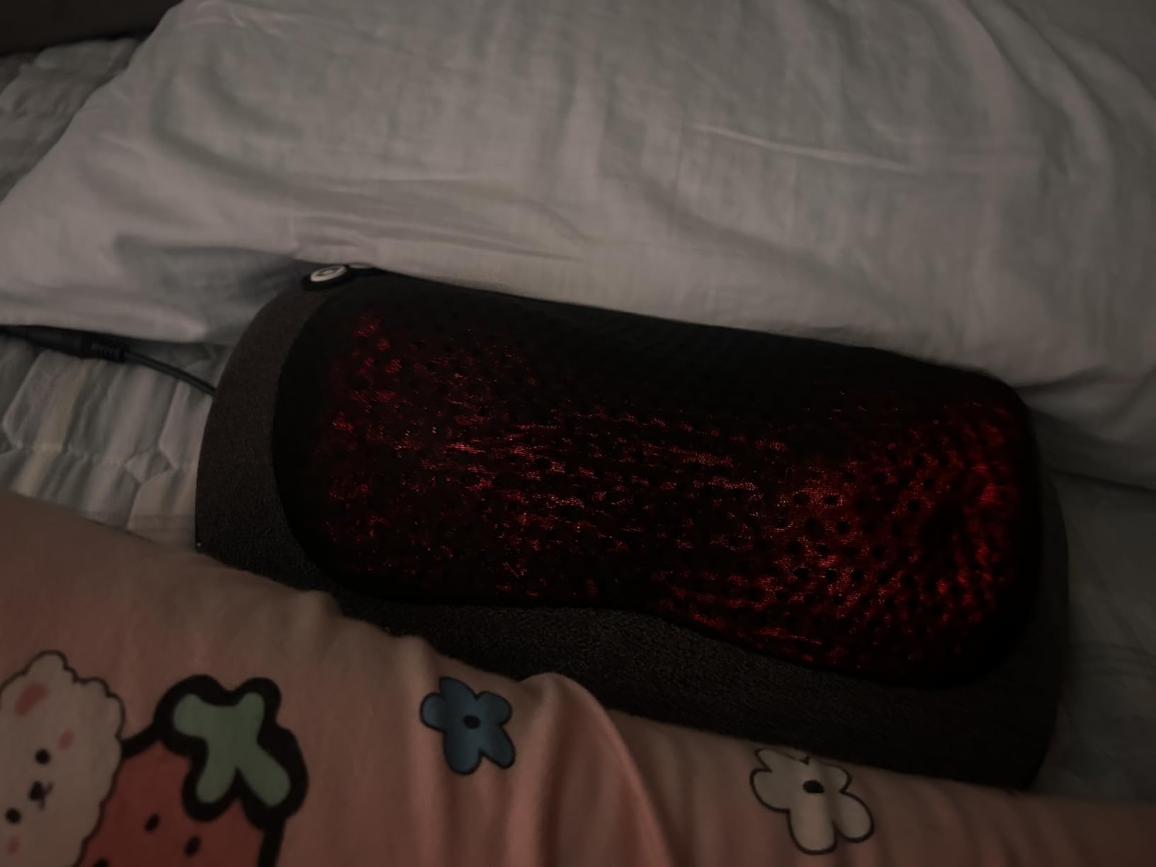VIKTOR JURGEN Shiatsu Back Massager with Heat - Deep Tissue Massage for Neck, Shoulder, Leg, Upper & Lower Back Pain Relief, Electric Kneading 3D Massage Pillow Gifts for Men Women Dad, Mom, Christmas customer photo 1