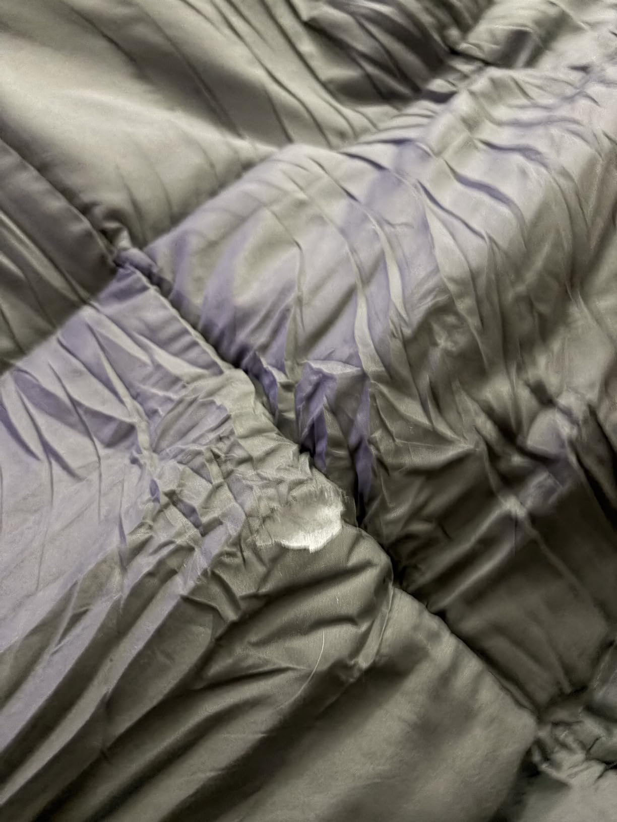 TEXARTIST Premium 2100 Series Queen Comforter All Season Breathable White Comforter Soft 4D Spiral Fiber Lightweight Quilted Down Alternative Duvet Insert with Corner Tabs Hotel Summer Style (88x88) customer photo 1
