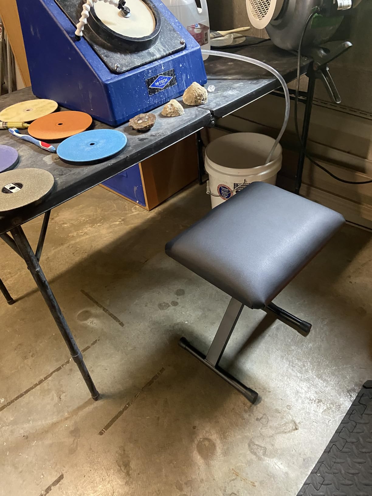 CAHAYA Keyboard Bench X-Style Height Adjustable 16.3-19.6in Padded Cushion Piano Stool Bench customer photo 1
