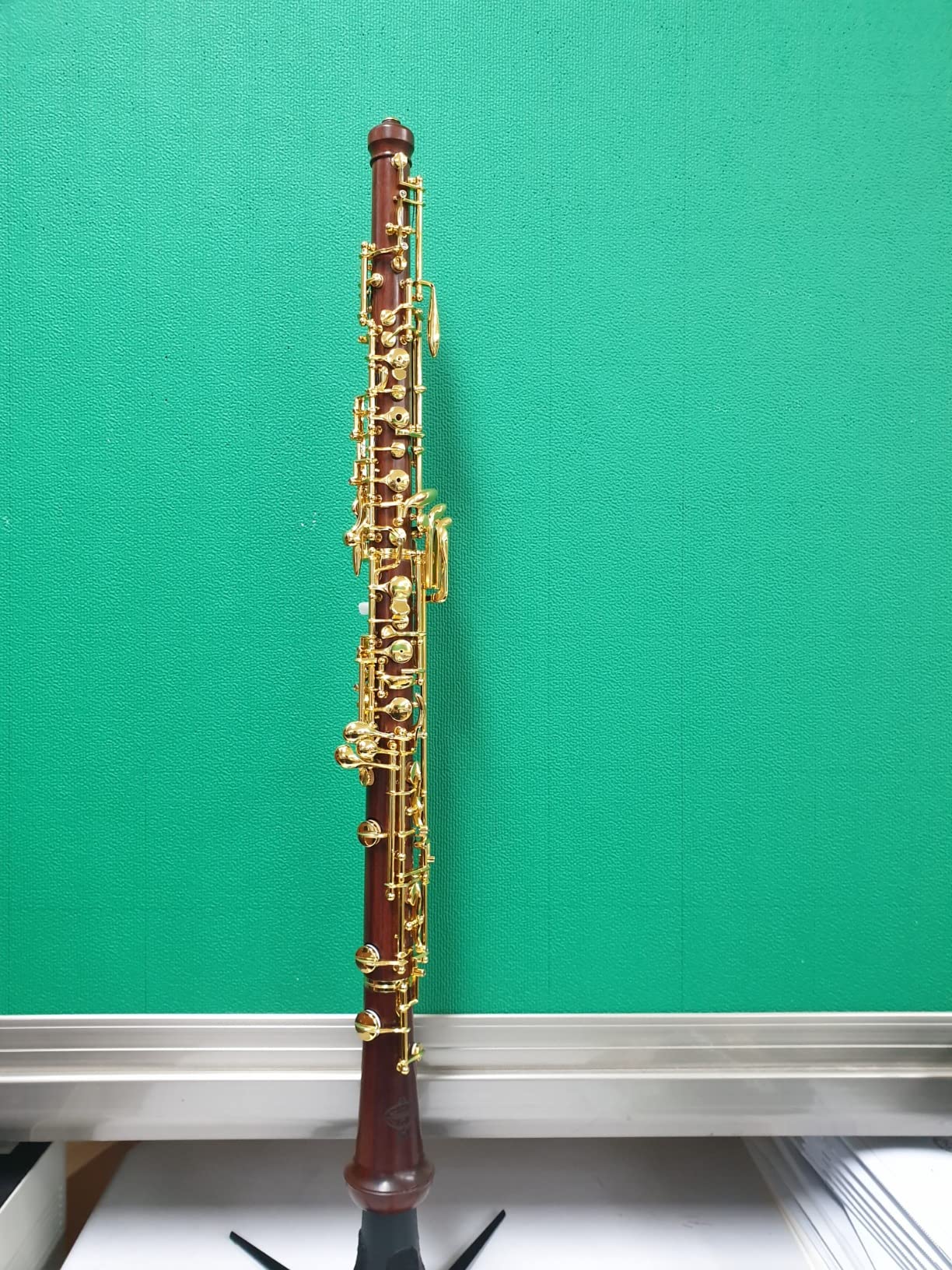 Rochix Oboe Professional Performance Level RHG13 Redwood Body Gold Plated Semi Automatic C Tone with 2 Reeds,1 Cleaning Cloth,1 Oboe Swab,1 Thumb Rest,1 Case and More customer photo 2