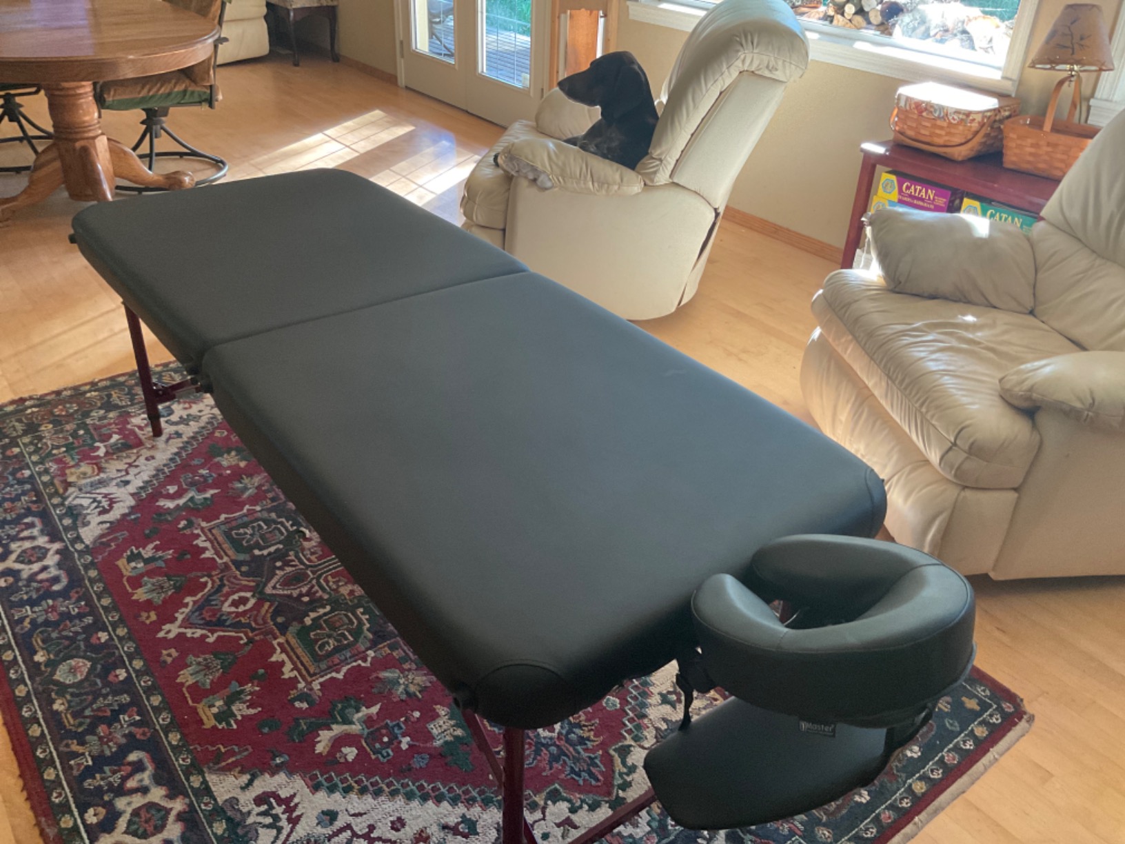 Master Massage Zephyr Lightweight Portable Massage Table Package - Tattoo Table - Spa Bed (Black, Maroon) customer photo 1