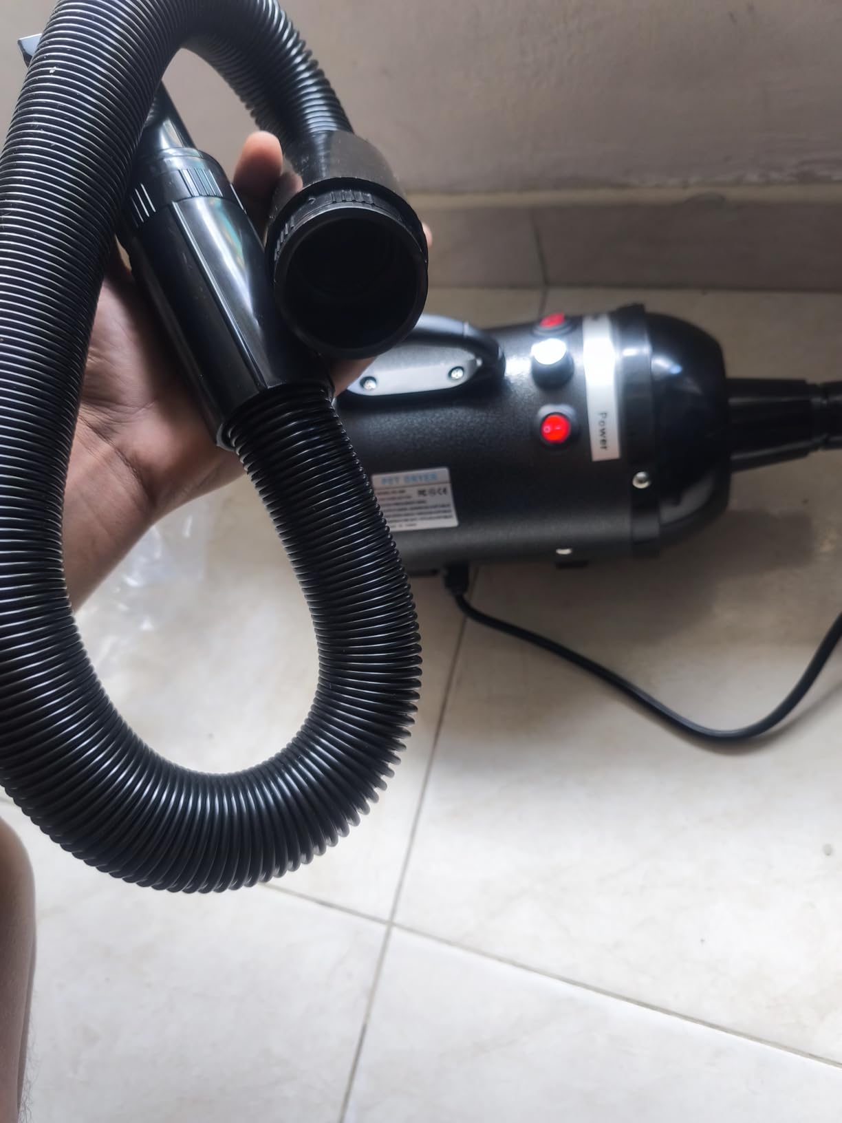 NESTROAD Dog Dryer, 4.3HP/3200W High Velocity Pet Hair Dryer, Stepless Adjustable Speed, Quick-Drying, Reduce Noise & Heat Insulation, 4 Nozzles and a Brush, Black customer photo 1