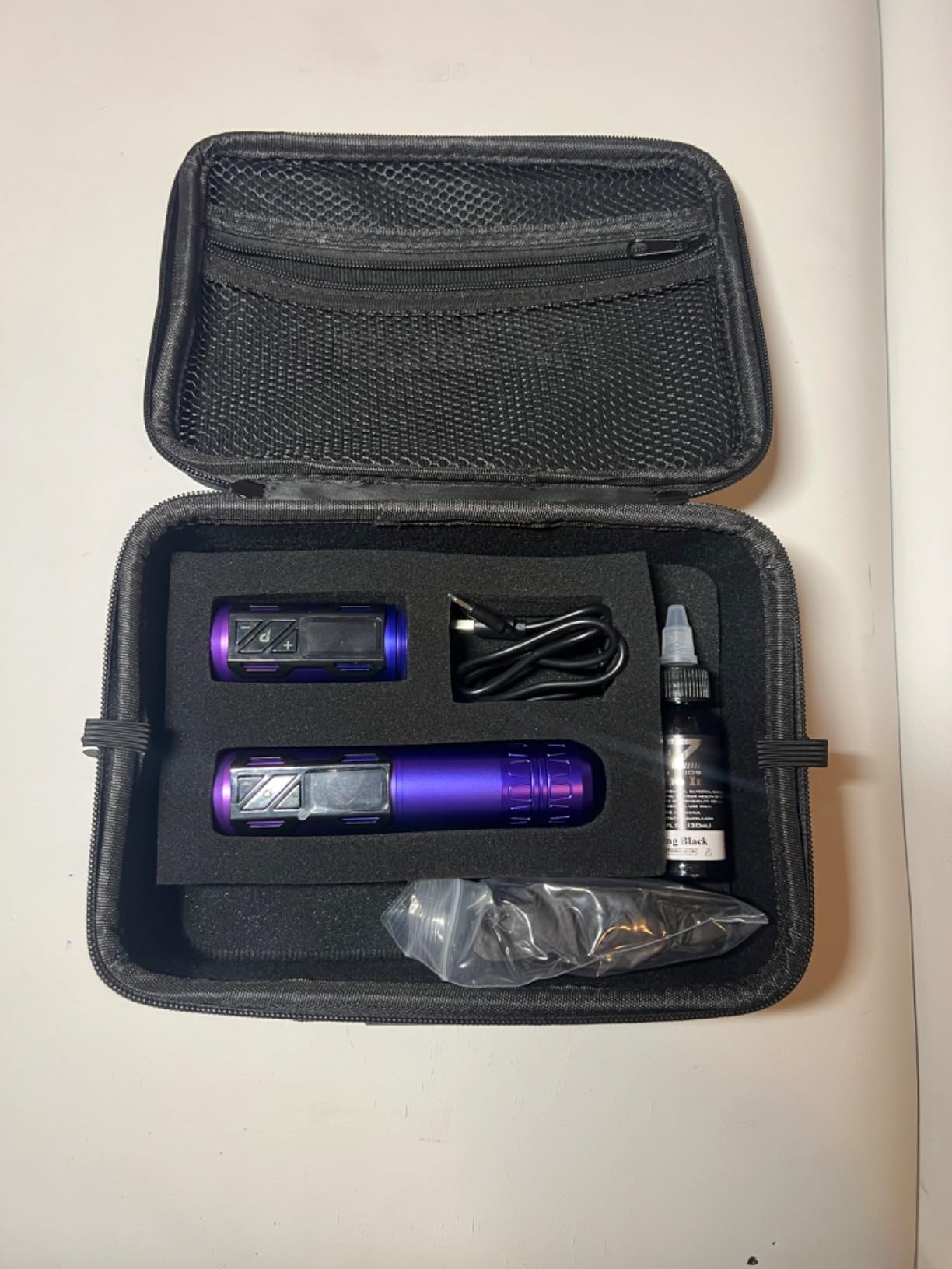 EZ Tattoo Gun Kit - Wireless Tattoo Machine Kit Complete with Rotary Tattoo Machine Pen, 20Pcs Tattoo Cartridge Needles, 1800mAh Power Supply Battery and 8 Color Tattoo Inks (P2S Purple) customer photo 1