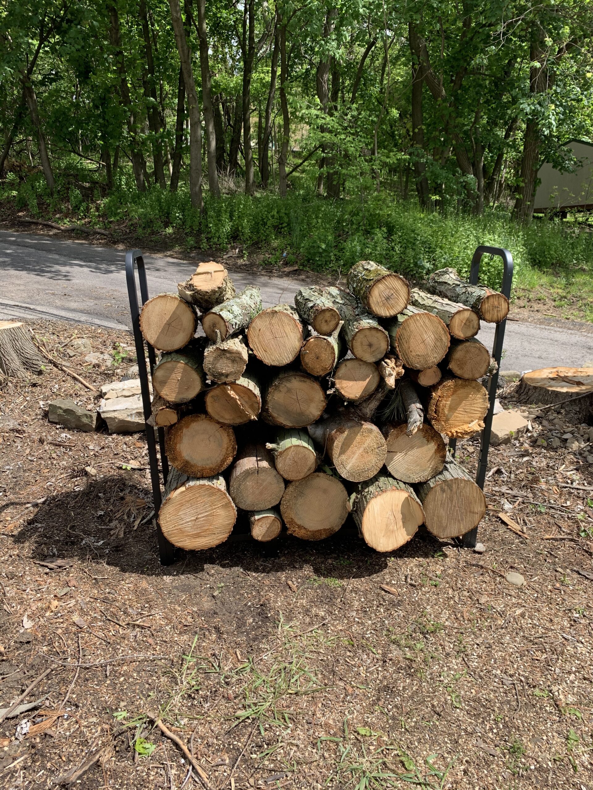 8ft Outdoor Firewood Rack, Upgraded Heavy Duty Logs Stand Stacker Holder for Fireplace - Metal Lumber Storage Carrier Organizer, Bright Black customer photo 2