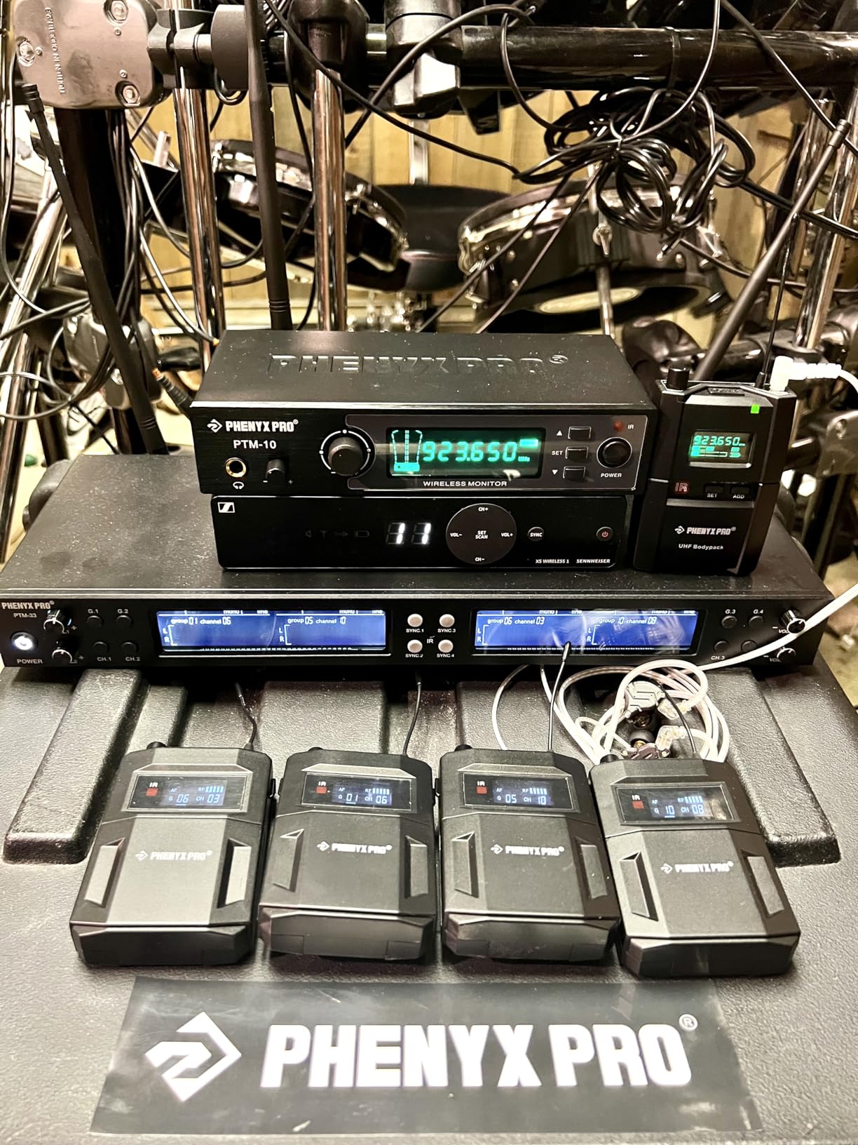 Phenyx Pro Wireless in-Ear Monitor System, Stereo IEM System with Rack Mount Kit, 89 Frequencies, 900MHz UHF Band, 164ft Range, Suitable for Stage & Studio (4 Bodypacks with Transmitter) customer photo 2