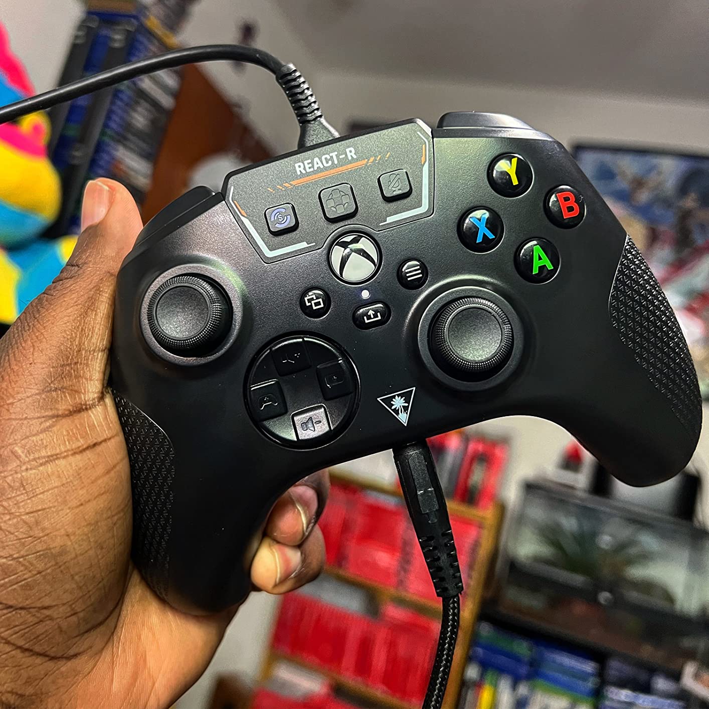 Turtle Beach REACT-R Wired Game Controller - Officially Licensed for Xbox Series X & S, Xbox One, and Windows 10/11 PCs - Black customer photo 1