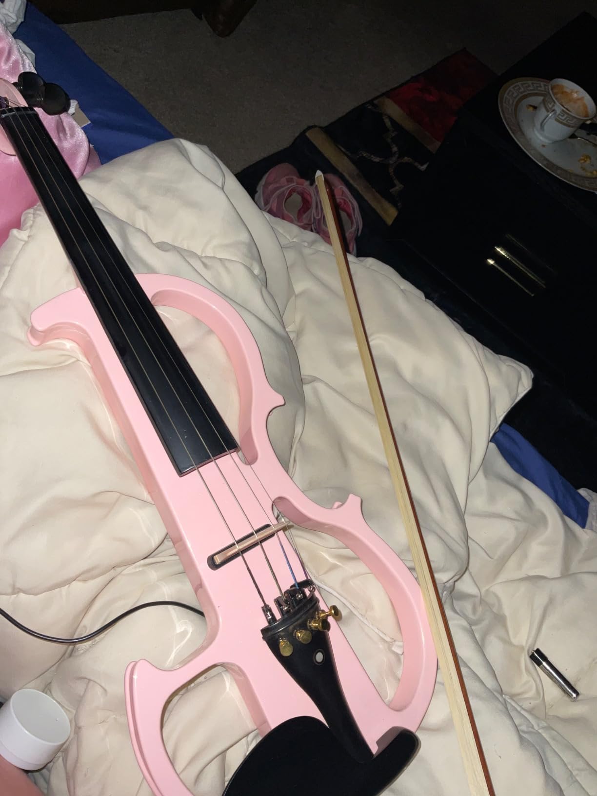 Vangoa LEFT HANDED Electric Violin 4/4 Full Size, Silent Electronic Violin Fiddle for Lefty with Solid Maple Wood Metallic, Ebony Fittings for Beginners Adults Teens Youth Students, Black customer photo 1