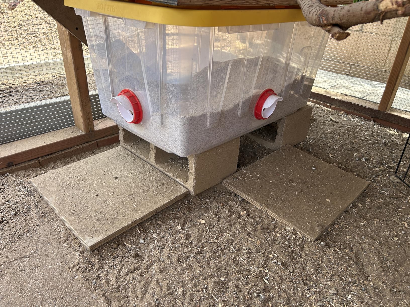 ZenxyHoC Chicken Feeders No Waste, DIY Automatic Poultry Feeder 6 Ports 1 Hole Saw with Covers Gravity Feed Kit for Buckets Barrels Bins Troughs customer photo 1