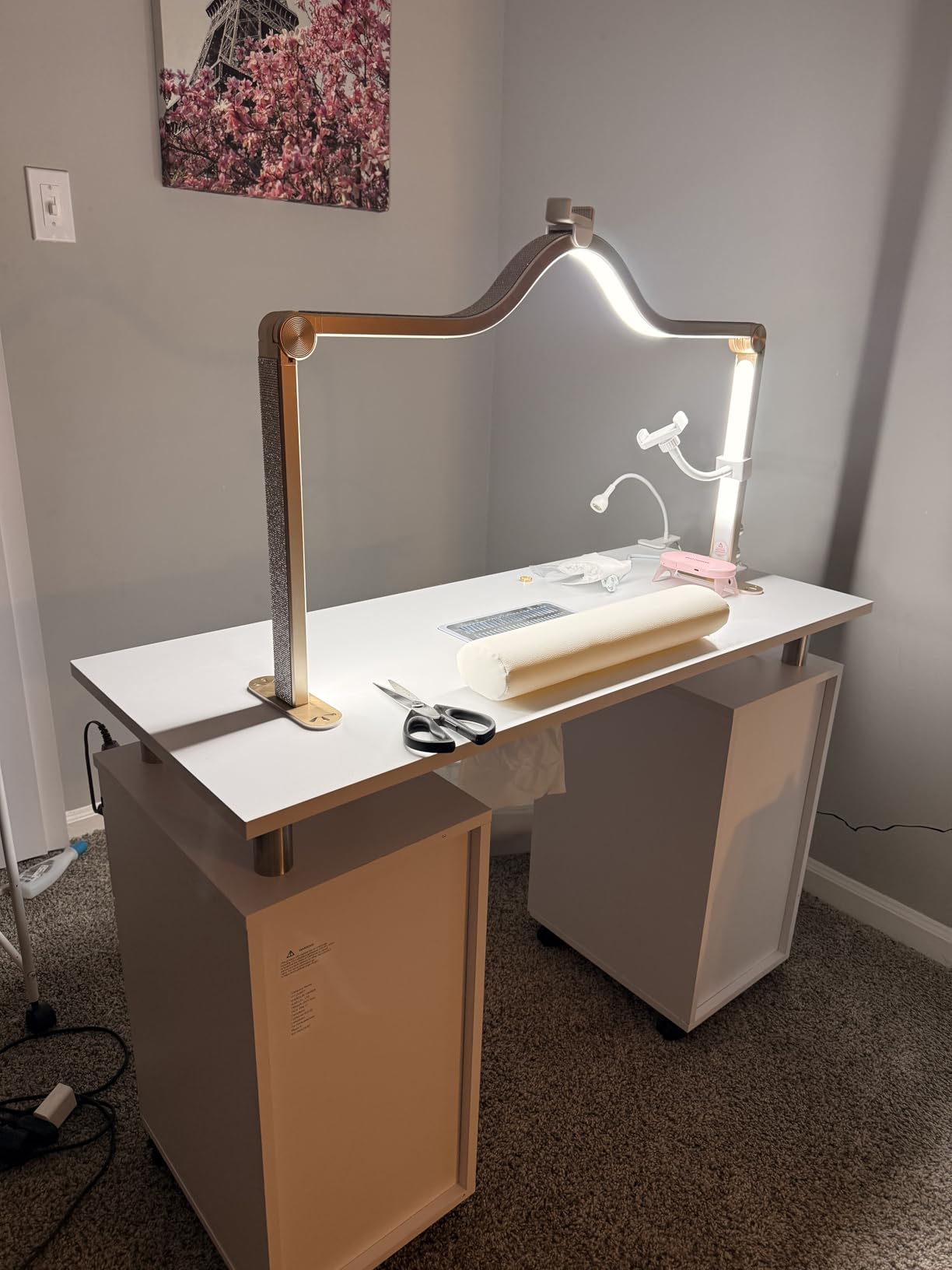 OmySalon Manicure Table Nail Desk for Nail Tech, Nail Table Beauty Salon Station w/Electric Dust Collector Acetone Resistant w/Lockable Wheel,Arm Rest customer photo 1