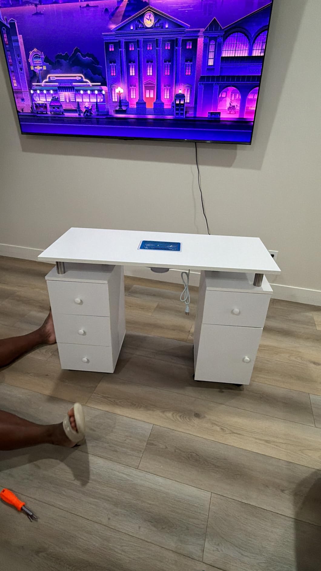 OmySalon Manicure Table Nail Desk for Nail Tech, Nail Table Beauty Salon Station w/Electric Dust Collector Acetone Resistant w/Lockable Wheel,Arm Rest customer photo 2