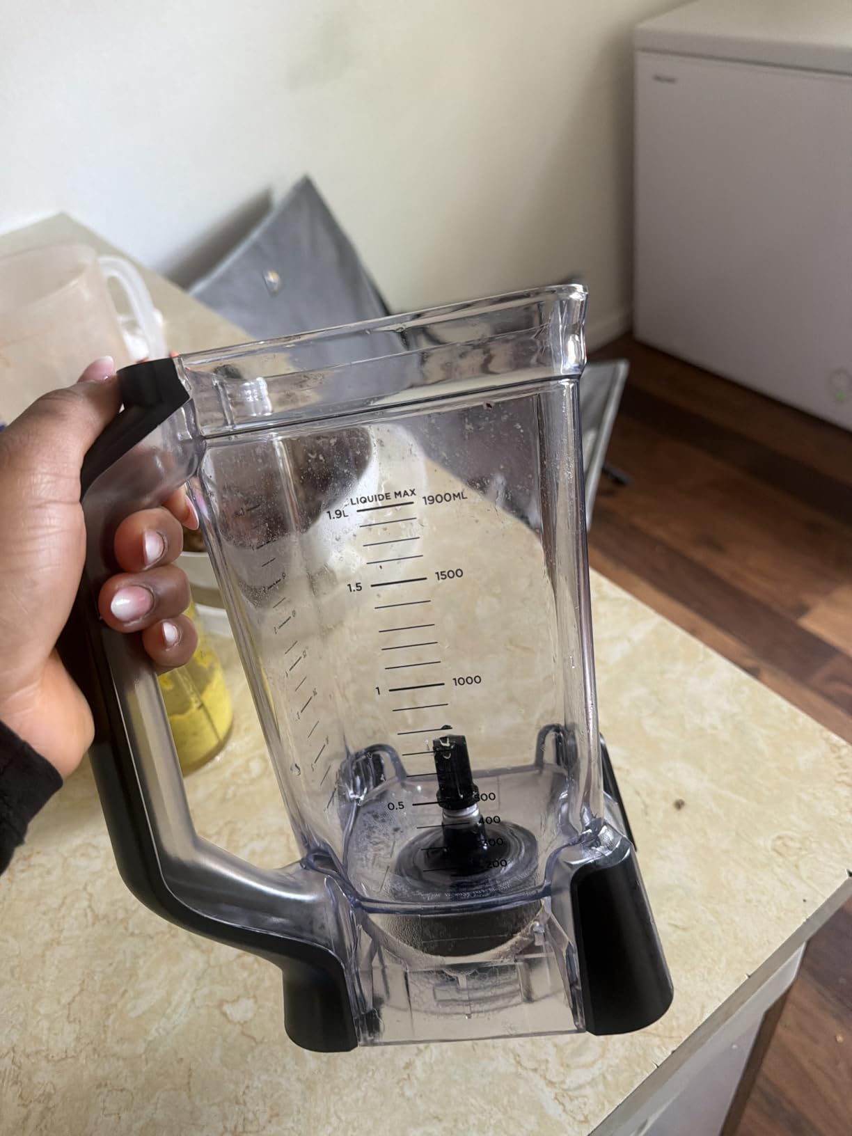 Ninja Professional Plus DUO Blender (BN751) | 1400 Peak Watts, 3 Auto-IQ Programs | 72-oz. Total Crushing Pitcher & (2) 24 oz. To-Go Cups | Black customer photo 2