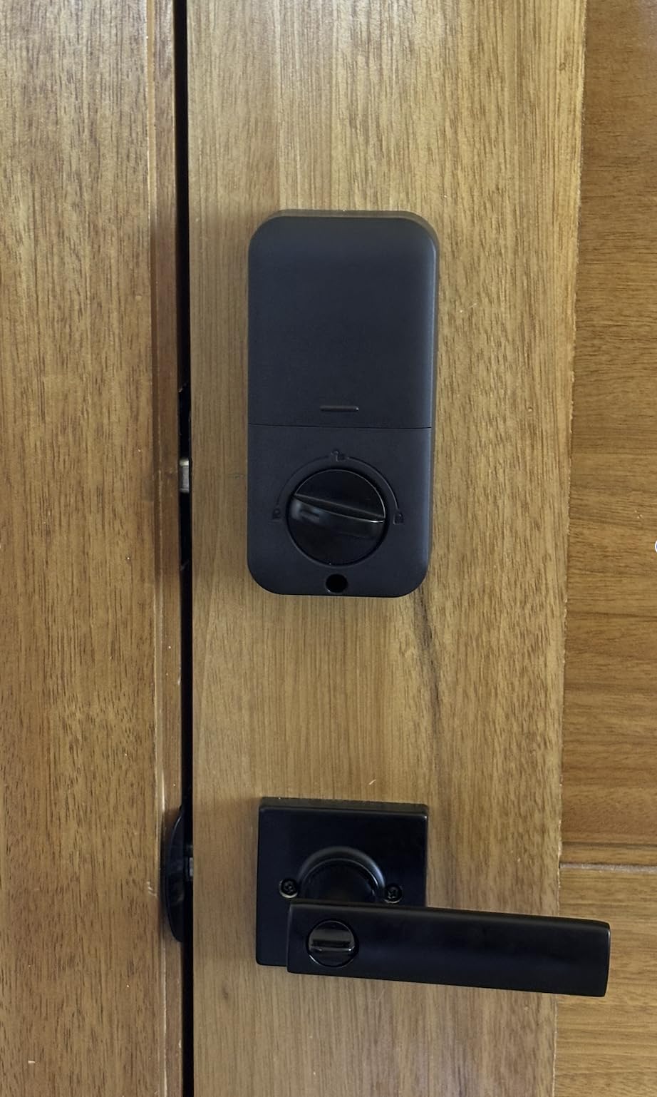 Veise KS02A Fingerprint Keyless Entry Door Lock, Auto Lock, Electronic Keypad Deadbolt for Front Door, Biometric, Anti-Peeping Password, Easy Install, Matte Black customer photo 2