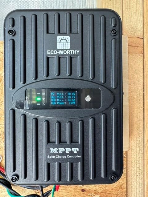 ECO-WORTHY 1.6KWH Complete Solar Panel Kit 400W 12V for RV Off Grid: 4 * 100W Solar Panel + 40A MPPT Controller + 2 * 12V 100Ah Lithium Battery + Upgraded 2000W Power Inverter + Bluetooth Module customer photo 1
