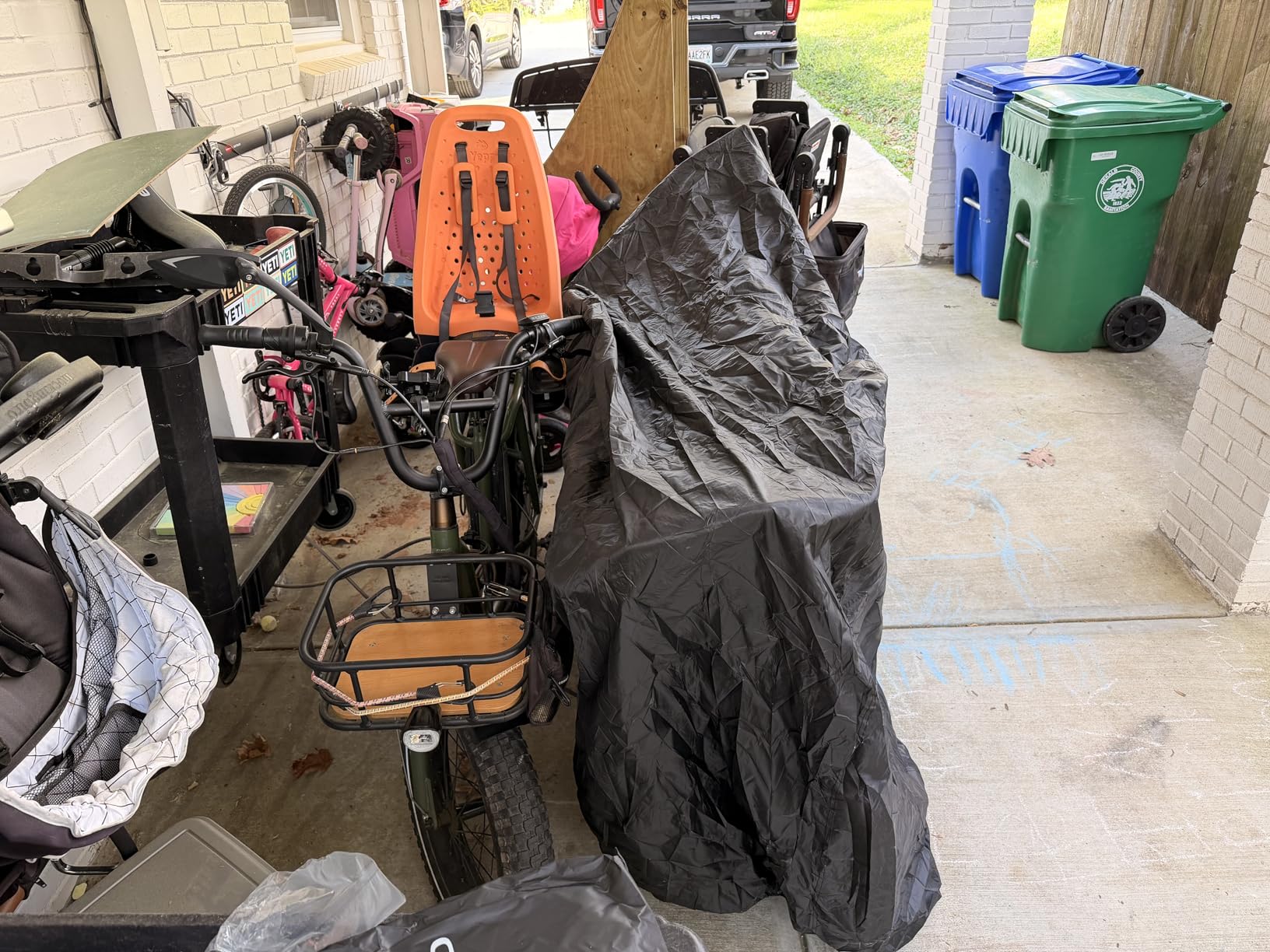 NEVERLAND Motorcycle Cover Waterproof Outdoor - Black Heavy Duty Scooter Cover, Motorbike Cover with Refletive Logo, Lock-Hole, Bandage, Storage Bag-Protect Against Dust, Debris, Rain and Weather(L) customer photo 2