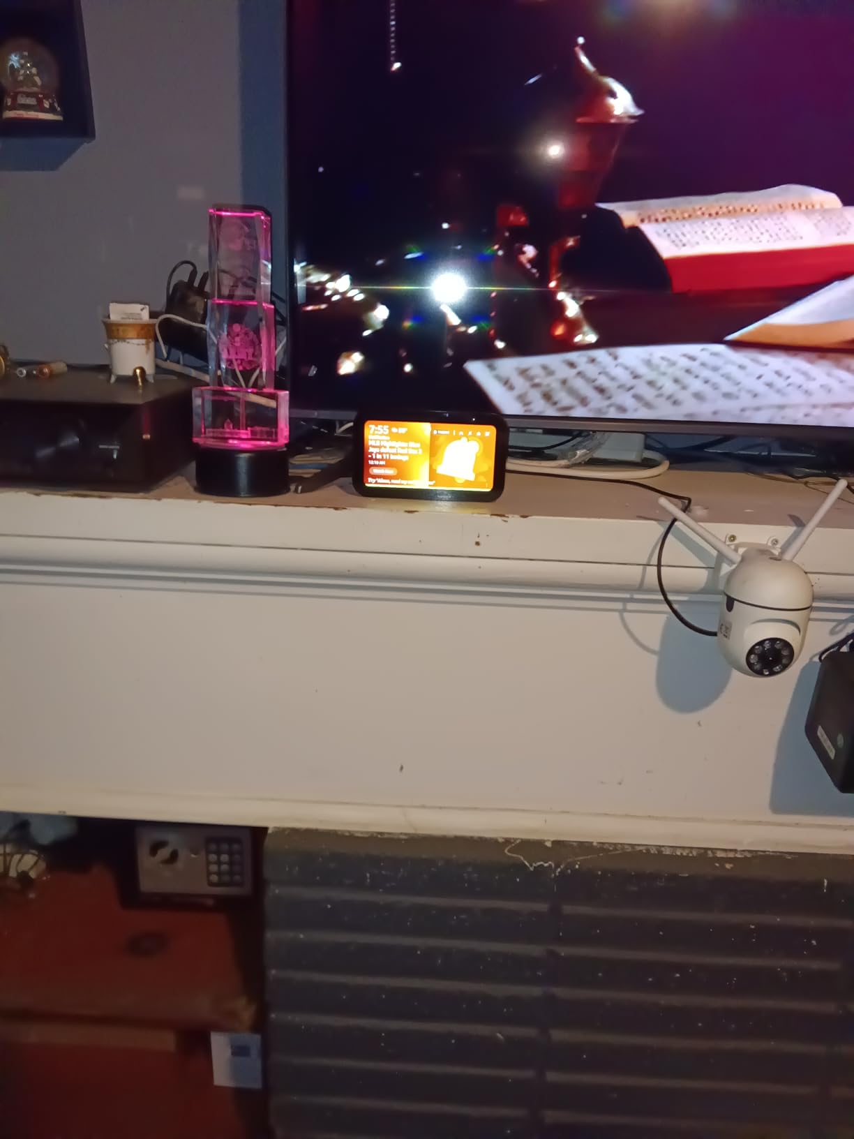 Echo Show 5 (3rd Gen) with Blink Mini | Charcoal customer photo 2