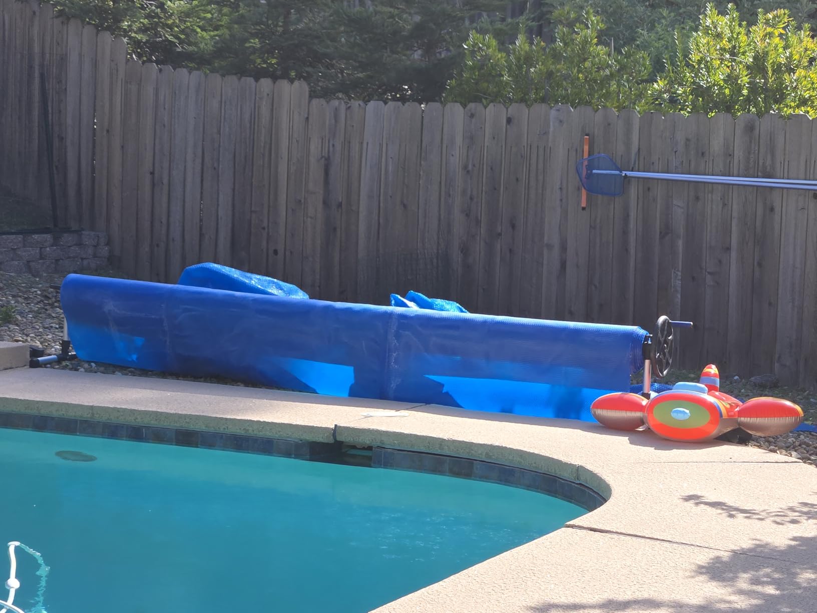 BigXwell Solar Pool Cover, Blue 16-mil 16 x 32 Foot Rectangle for In-Ground Pools, 1600 Series Heavy-Duty Insulating Pool Heater Covers customer photo 1