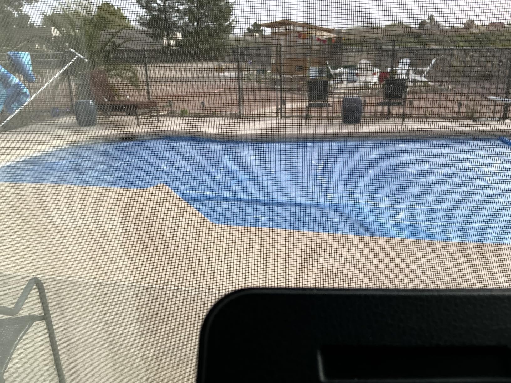 BigXwell Solar Pool Cover, Blue 16-mil 16 x 32 Foot Rectangle for In-Ground Pools, 1600 Series Heavy-Duty Insulating Pool Heater Covers customer photo 2