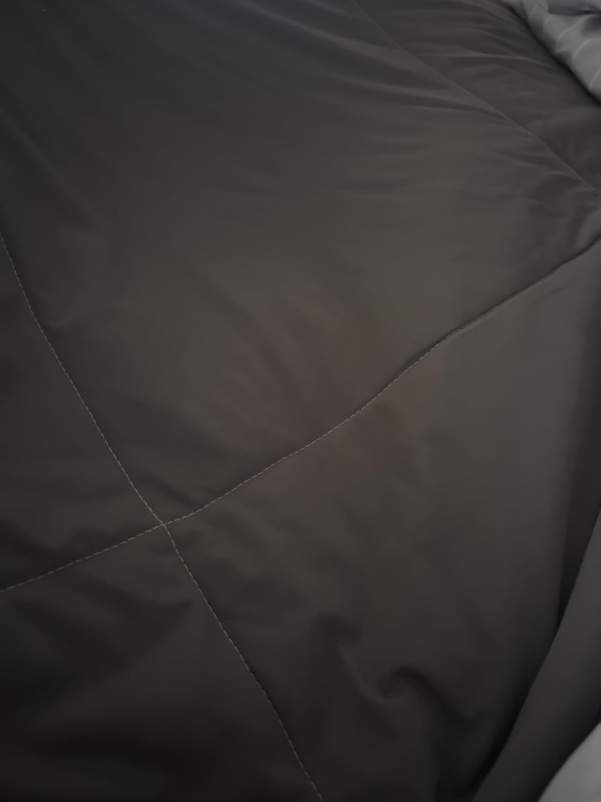 HOMFINE Cooling Comforter Japanese Double-Sided Cold Tech Fabric Cooling Blanket for Night Sweats Hot Sleepers, Q-Max 0.45 Soft Breathable Silky Smooth Lightweight Grey Summer Comforter Queen customer photo 1