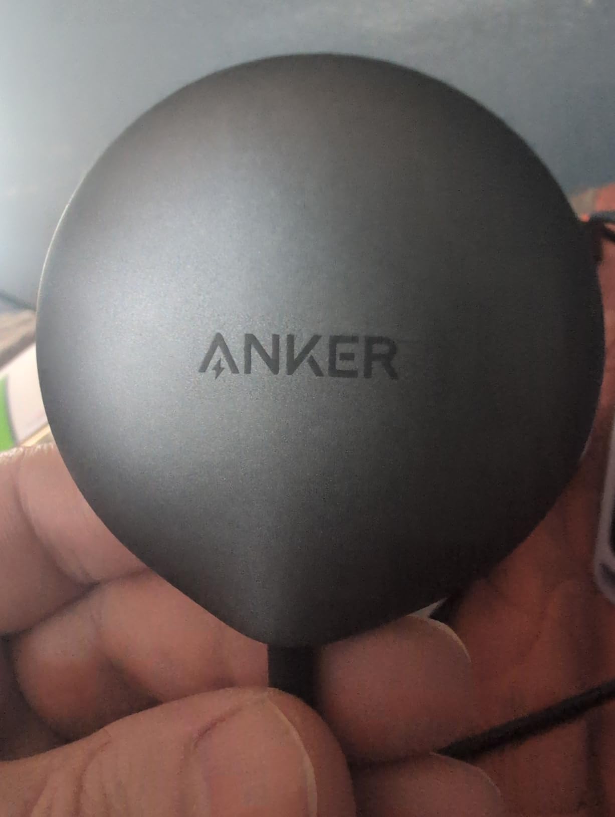 Anker MagGo Wireless Charging Pad, Qi2 Certified 15W with Adapter customer photo 1