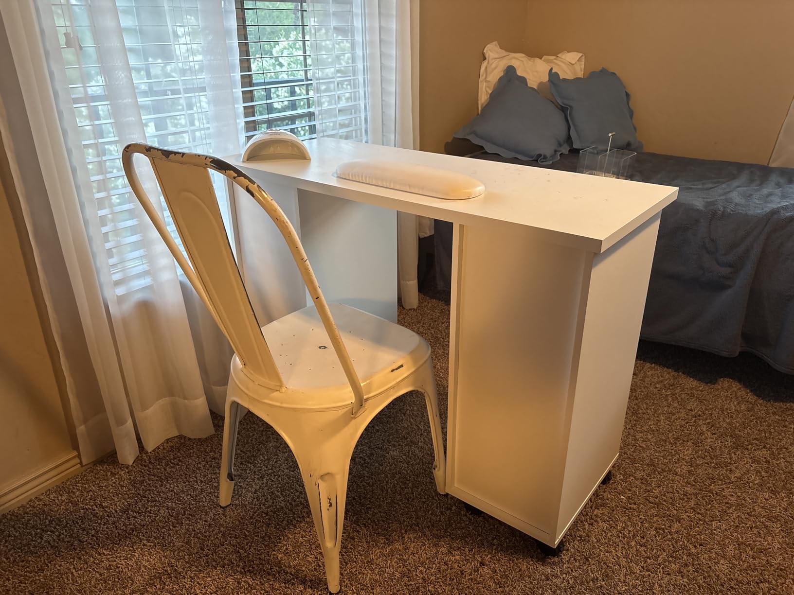 OmySalon Manicure Table Nail Desk w/Cabinet, Drawers, Wheels & Wrist Rest, Spa Salon Beauty Home Wooden Technician Workstation Nail Art Equipment for Nail Tech, White customer photo 1
