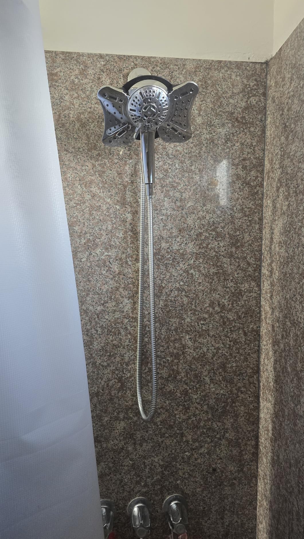GRICH 2.5GPM Shower Head with Handheld Spray Combo: 2 in 1 Rainfall Shower Heads high pressure & Handheld Shower Head, 9 Spray Modes/Settings Detachable Shower Head with 60 Inch Hose customer photo 2