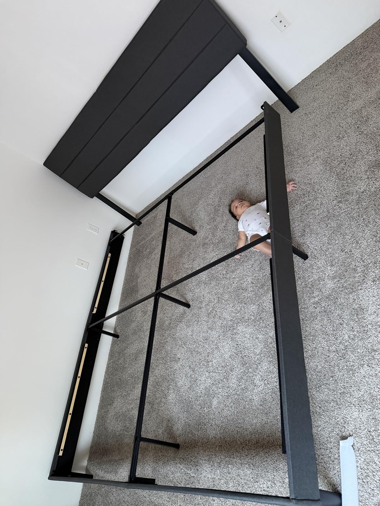 Zinus Queen Maya Upholstered Bed Frame with Asymmetric Headboard, Durable Wooden Slats, Sturdy Framework, Noise Free Sleep, No Box Spring Needed, Easy Assembly, Dark Grey customer photo 1