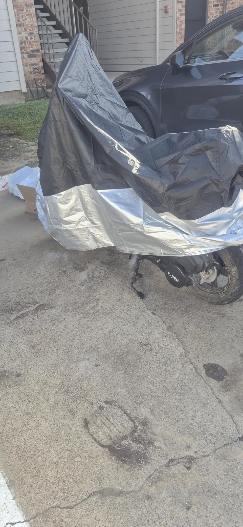 PSLER Motorcycle Cover Waterproof Outdoor - Universal Rainproof Snowproof Motorcycle Dust Cover with Lock-Holes and Storage Bag for Heavy Duty Motorbike, Moped, Dirt Bike, 96 x 49 x 41 Inch, XXL customer photo 1