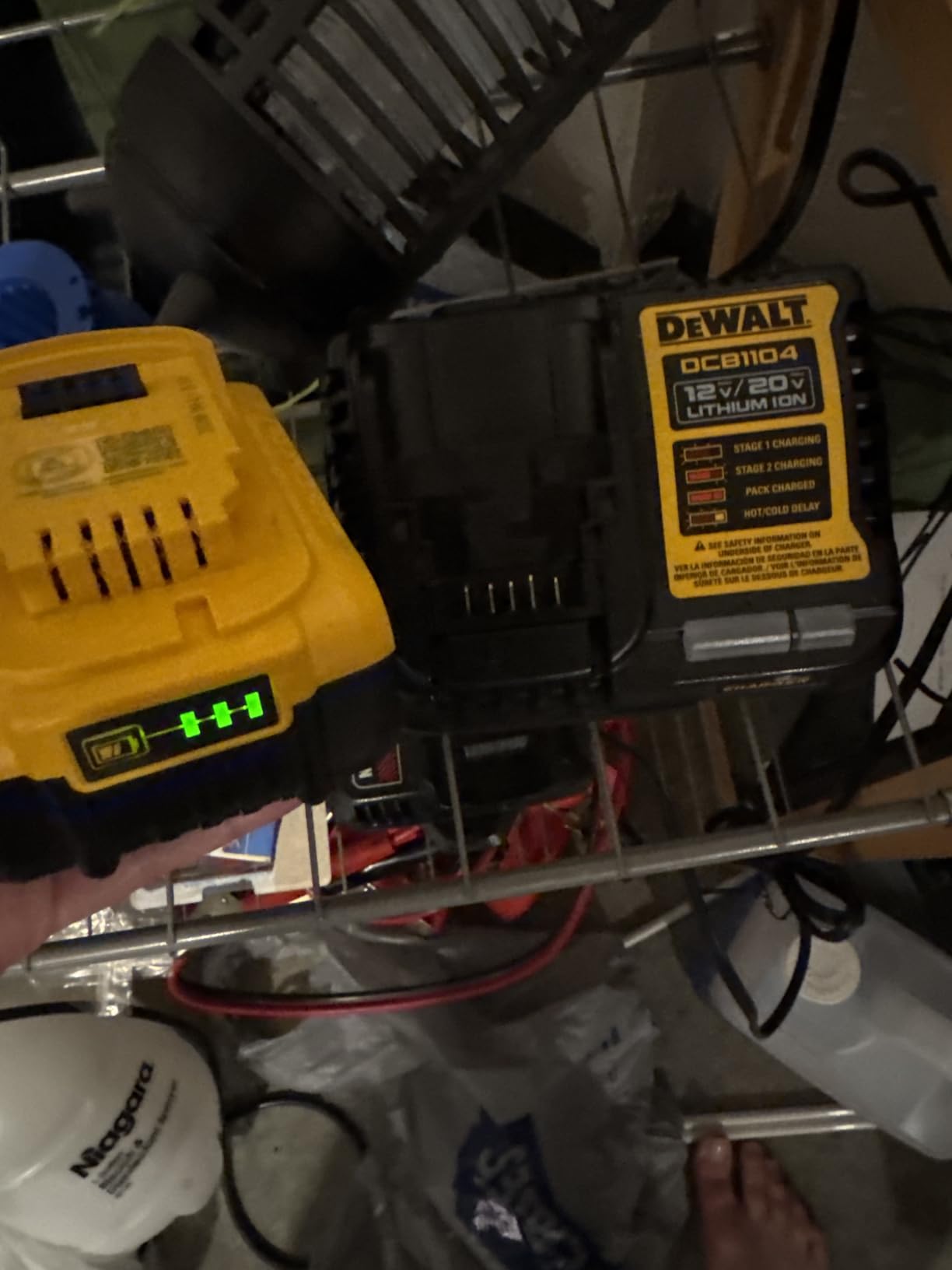 DEWALT 20V MAX Lithium-Ion Battery 2-Pack, 5.0 Ah (DCB205-2c) customer photo 2