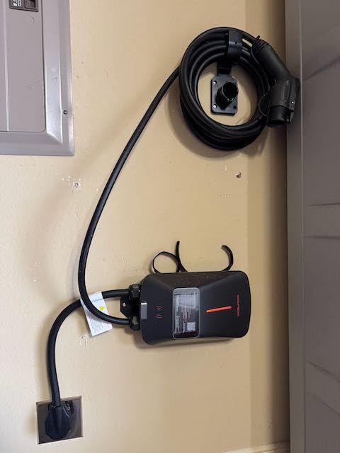 WOLFBOX Level 2 EV Charger 40amp - NEMA 14-50 EVSE with J1772 Connector - CSA Certified Wall Home EV Charger - 25FT Cable,Outdoor/Indoor,RFID Card,WiFi Enabled, 240V Electric Vehicle Charging Station customer photo 2