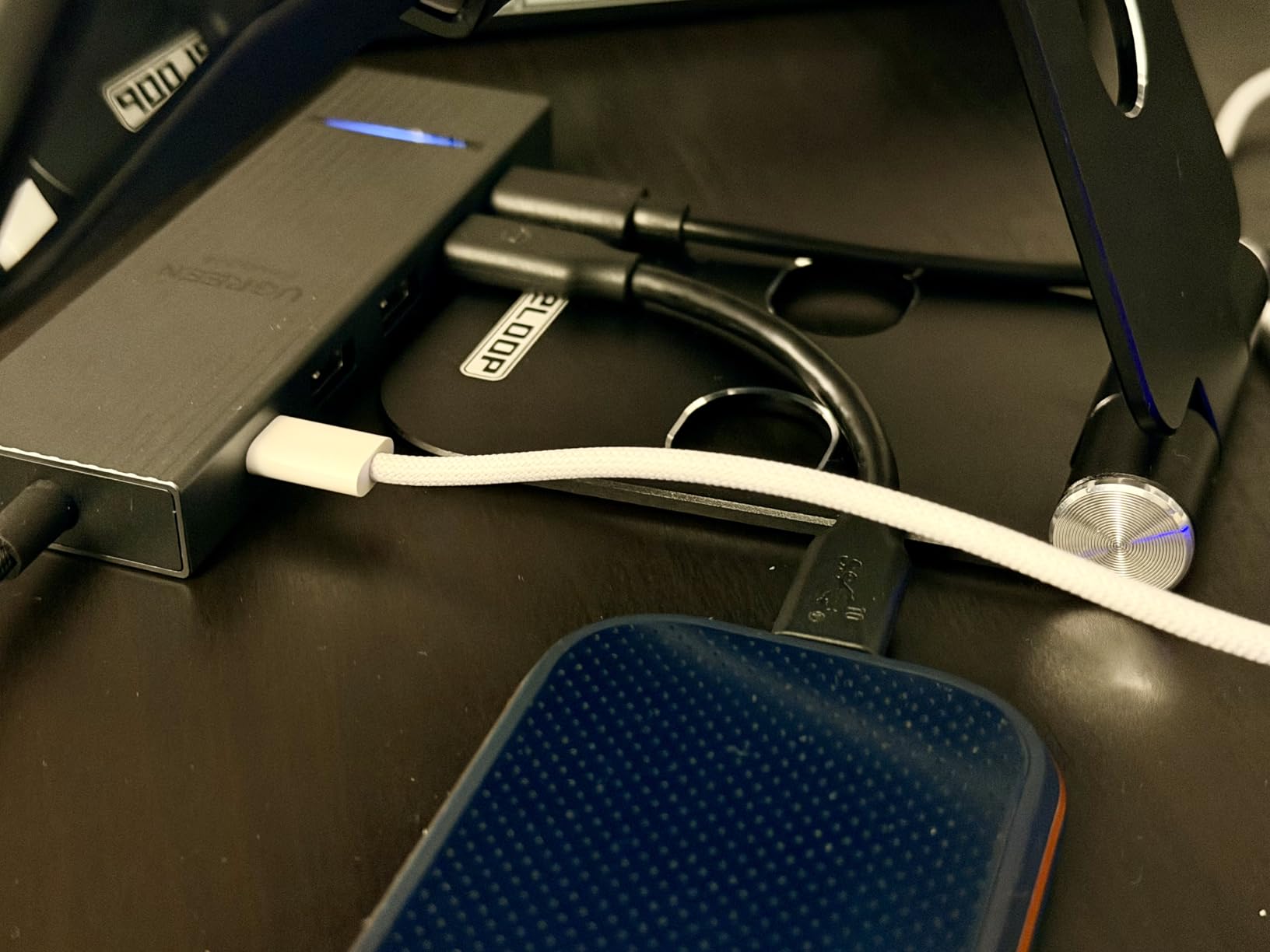 UGREEN Revodok Pro USB-C Hub 6 in 1 10Gbps 4K 60Hz HDMI, 100W Power Delivery for MacBook Neo/Pro/Air, iPad Pro, Thinkpad Rog Ally and More. customer photo 2