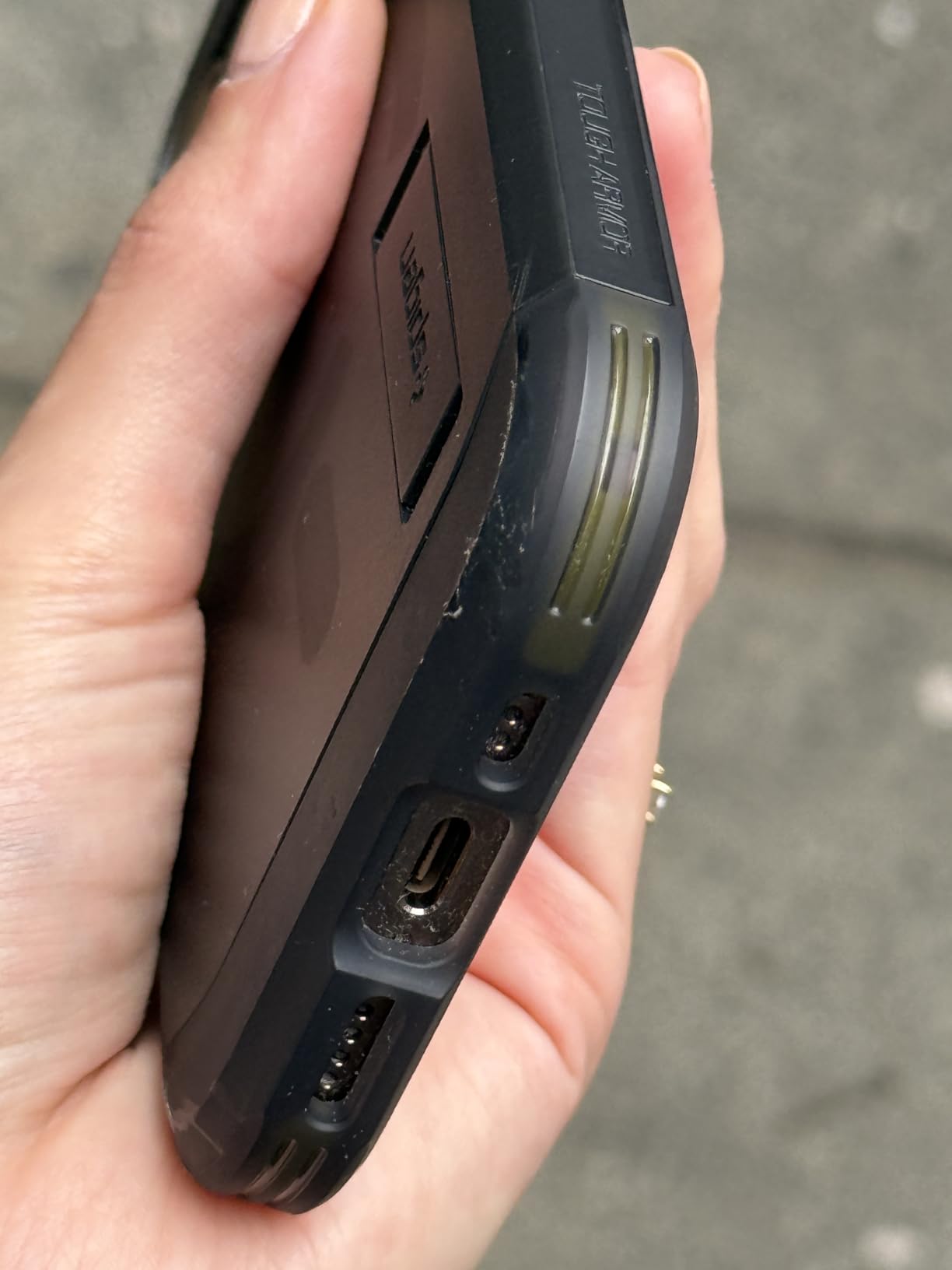 Spigen Tough Armor (Ai) MagFit for iPhone 16 Case [Compatible with Magsafe] [Kickstand] [Military-Grade Protection] - Black customer photo 2
