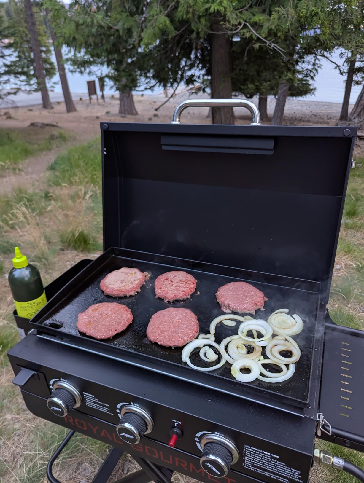 Royal Gourmet PD3001 3-Burner Propane Gas Griddle with Collapsible Stand, 23-Inch Portable Griddle with Side Table & 314 Sq. In. Cooking Area customer photo 2