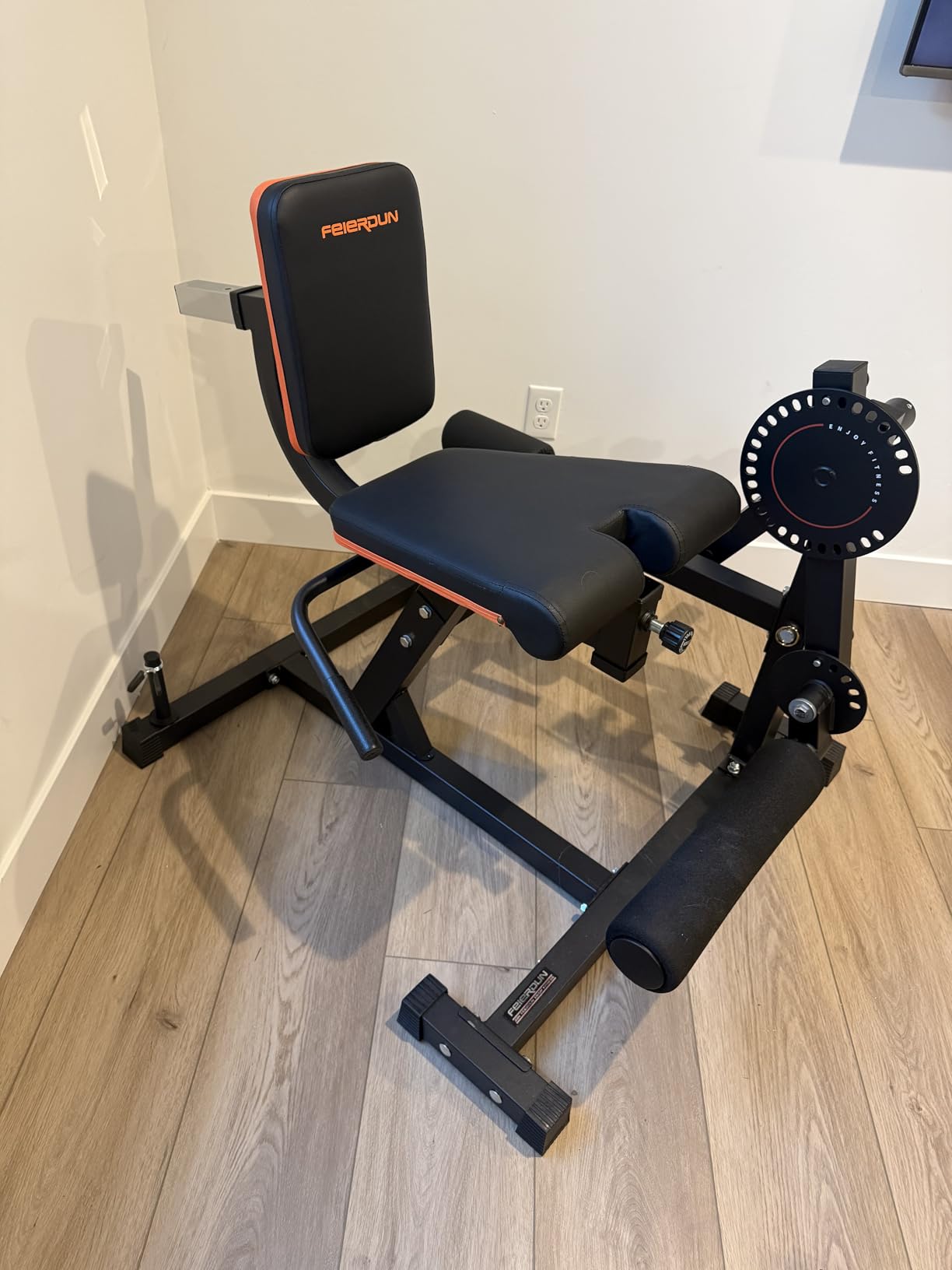 FEIERDUN 4-in-1 Adjustable Leg Extension Curl Machine - 700lbs Capacity Leg Extension Machine for Lower Body Workouts - Adjustable Leg Curl Machine, Home Gym Equipment customer photo 1