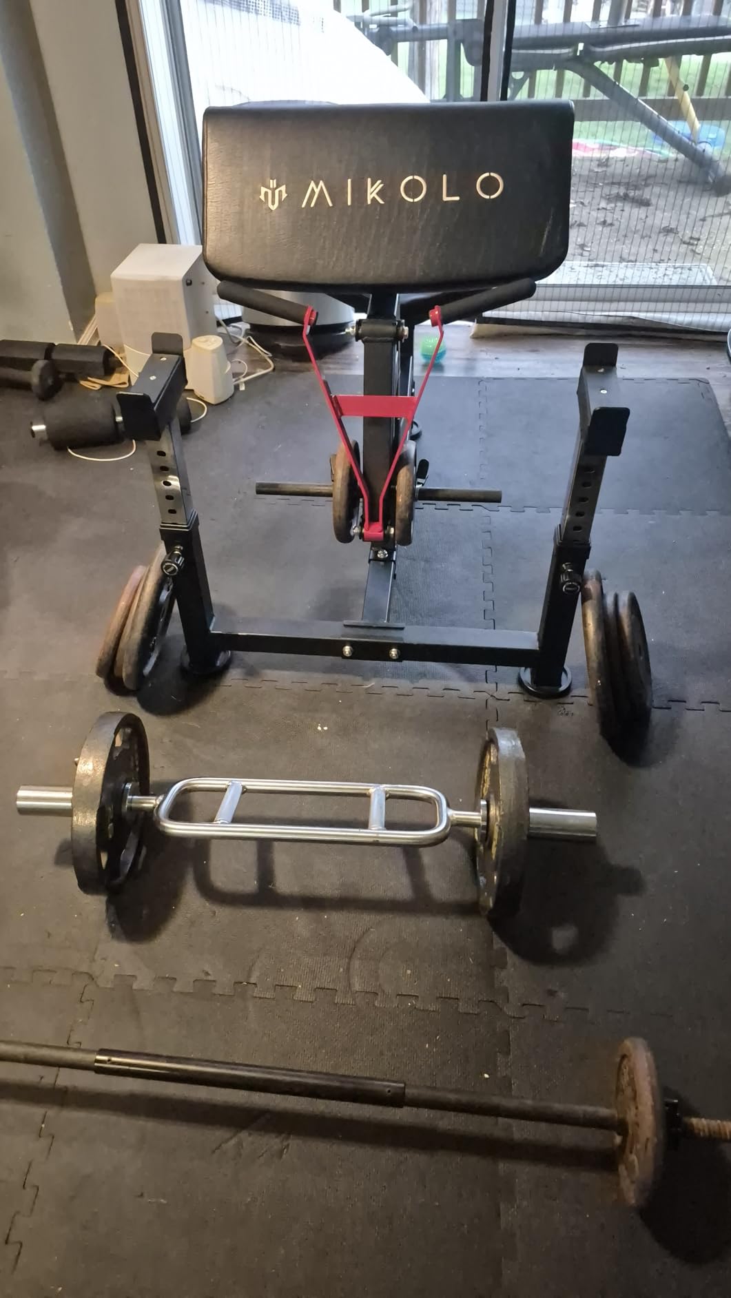 Mikolo Preacher Curl Bench, Plate Loaded Bicep Curl Machine, Bicep Workout Equipment, 2 in 1 Arm Training Machine for Home Gym customer photo 2