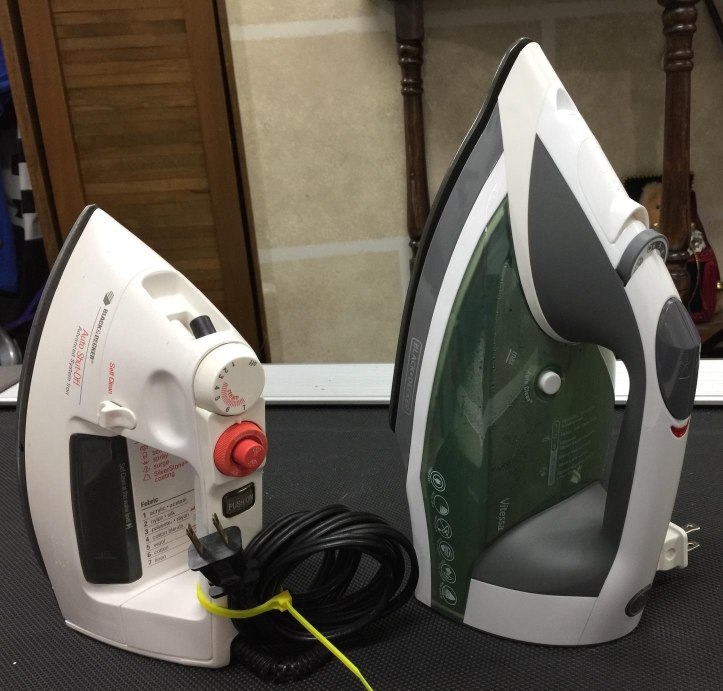 BLACK+DECKER Steam Iron for Clothes with Retractable Cord, Vertical Steaming, Anti-Drip Design, Spray Mist and Auto Clean Button, 1200W customer photo 1