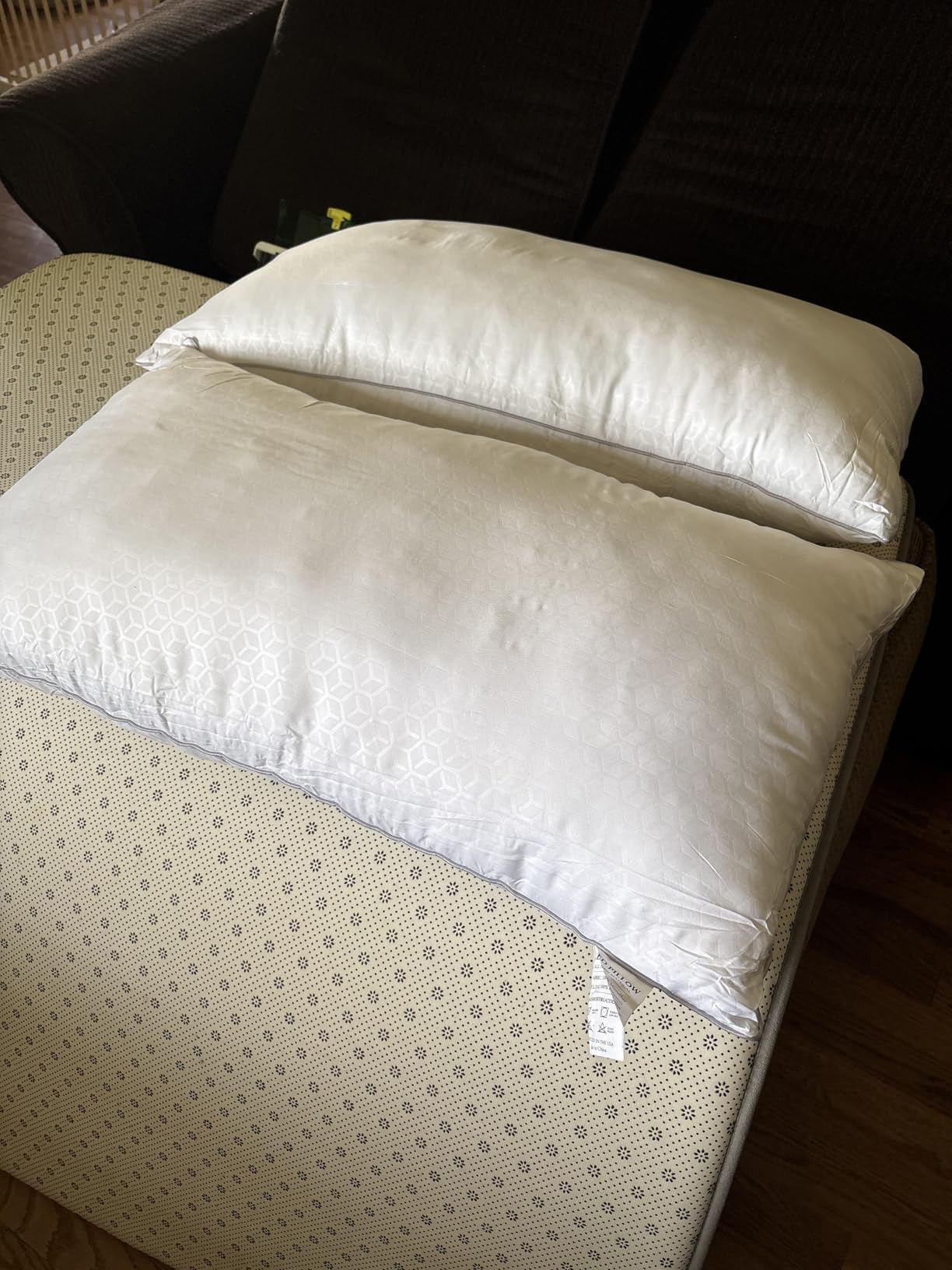Sasttie Firm Pillows Queen Size Set of 2, Bed Pillows for Side, Back, and Stomach Sleepers - Oeko-Tex Certified Down Alternative Plump Filling - Hotel Quality and Machine Washable, 2 Pack customer photo 1