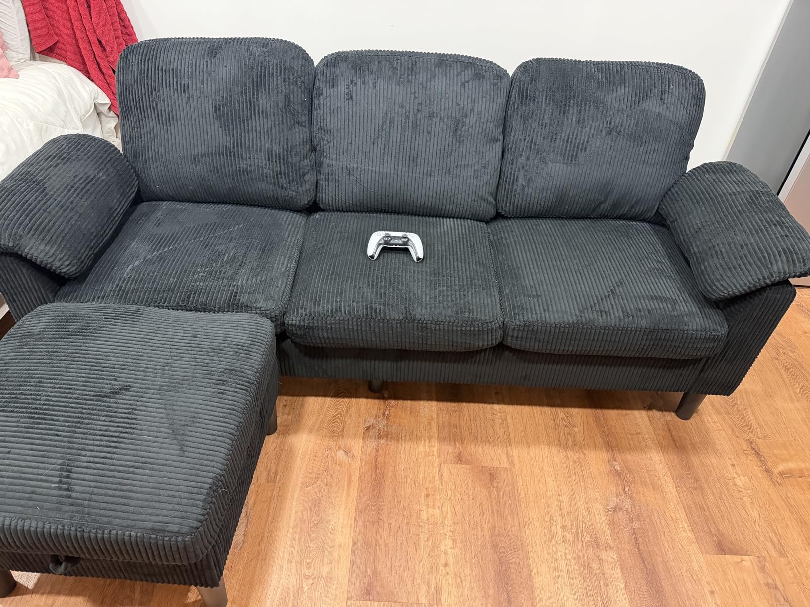 Vongrasig Convertible Sectional Couches, 3 Seat L Shaped Couch Sofa with Removable Pillows Soft Corduroy Fabric Small Couch Mid Century for Living Room, Apartment and Office Black customer photo 2