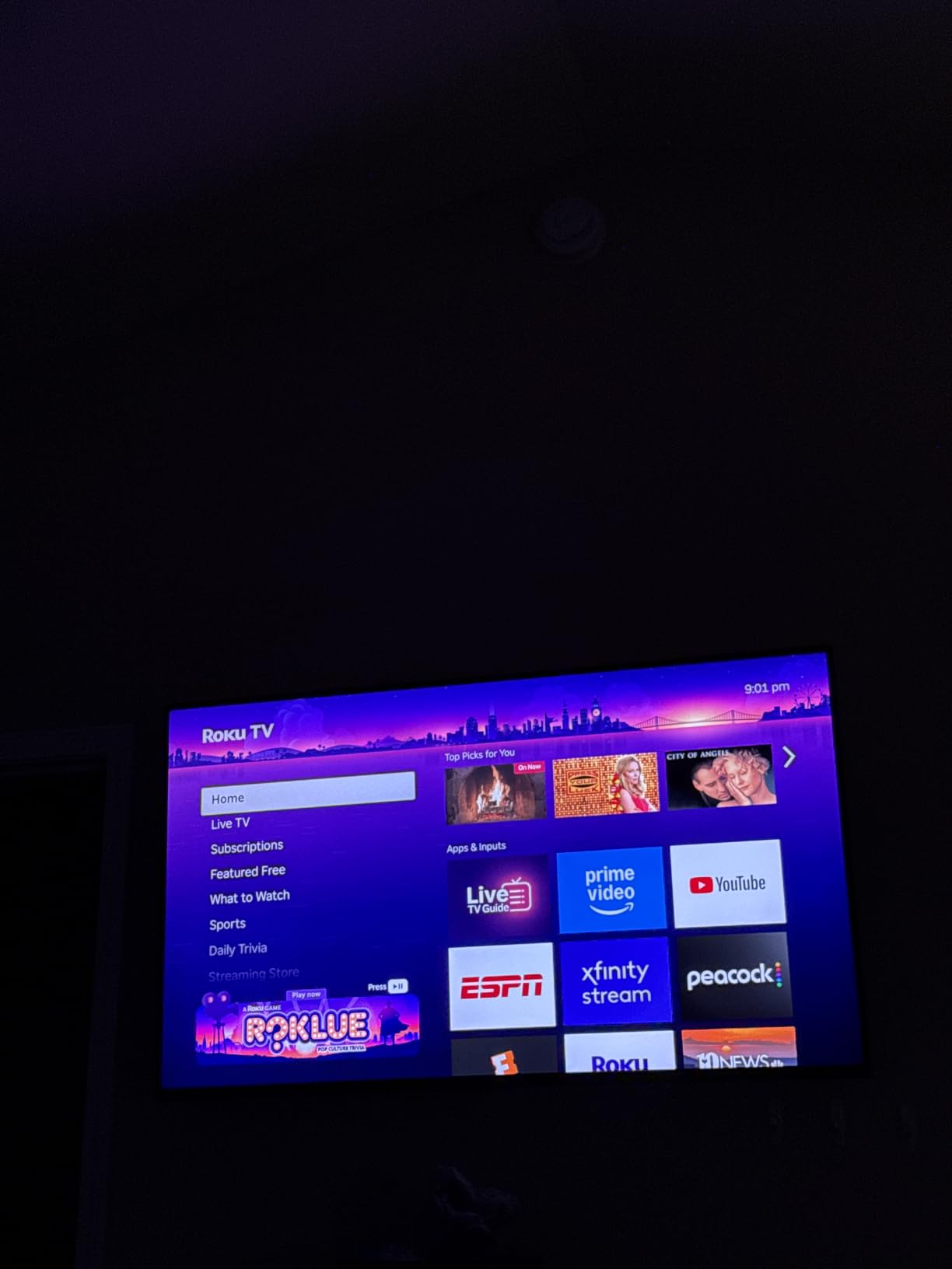Smart TV - 75-Inch Pro Series, Mini-LED TV - RokuTV with Backlit Voice Remote Pro - Flat Screen 4K QLED Television with 120Hz Refresh Rate & Dolby Vision IQ, Live News, Sports, Entertainment customer photo 1