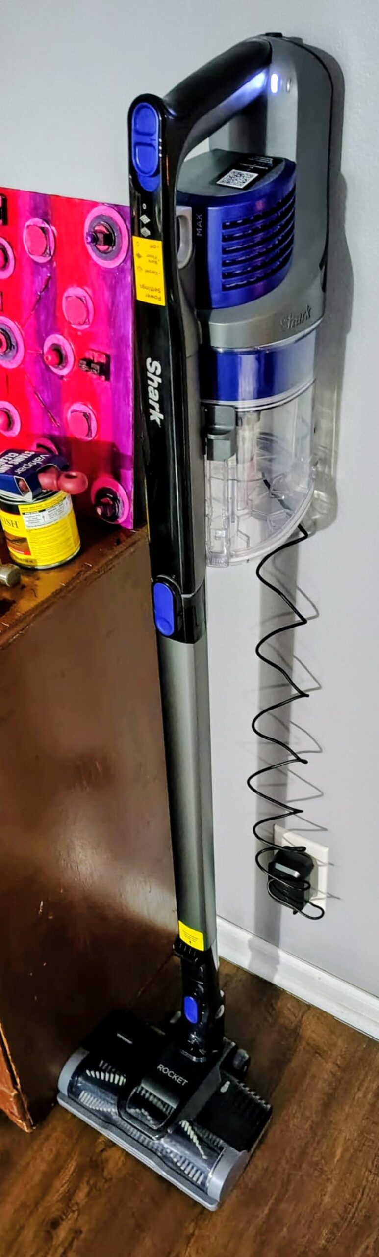 Shark PowerPro Plus Cordless Stick Vacuum IZ377H, Lightweight, Rechargeable, FloorDetect Technology, HEPA Filter, Up to 50-Minute Runtime, Powerful Pet Hair Pickup customer photo 2