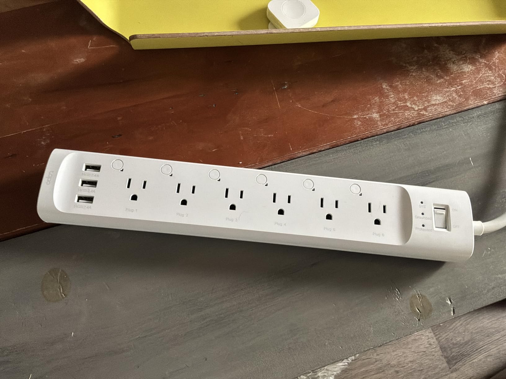 TP-Link Tapo Smart Wi-Fi Power Strip - Matter Compatible, Energy Monitoring, Surge Protection, 6 Individually Controlled Outlets & 3 USB Ports, Works with Alexa, Google Assistant, Siri & Bixby - Tapo P316M customer photo 1