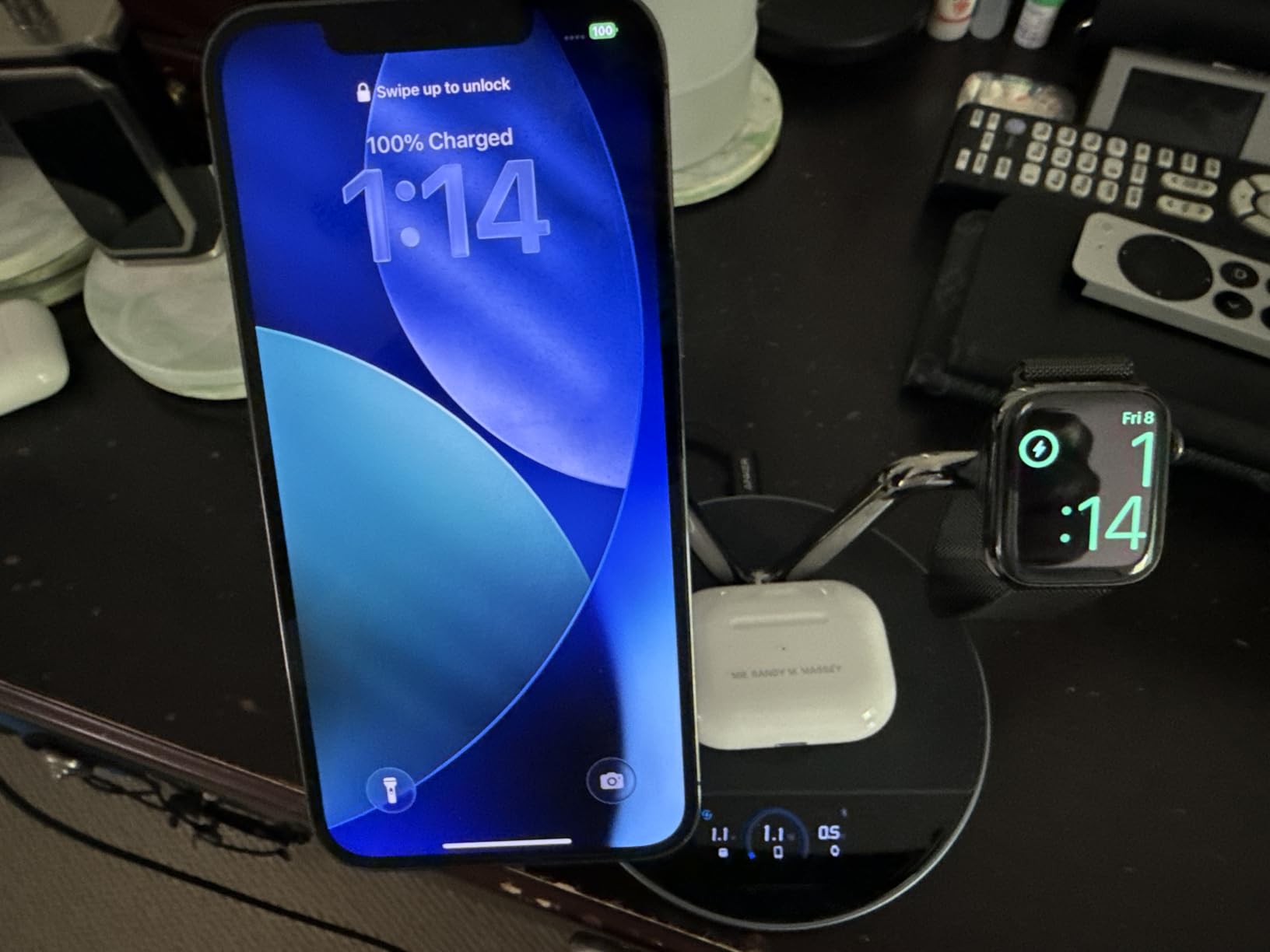 Anker Prime 3-in-1 Charging Station, Qi2.2-Certified 25W with Display customer photo 1