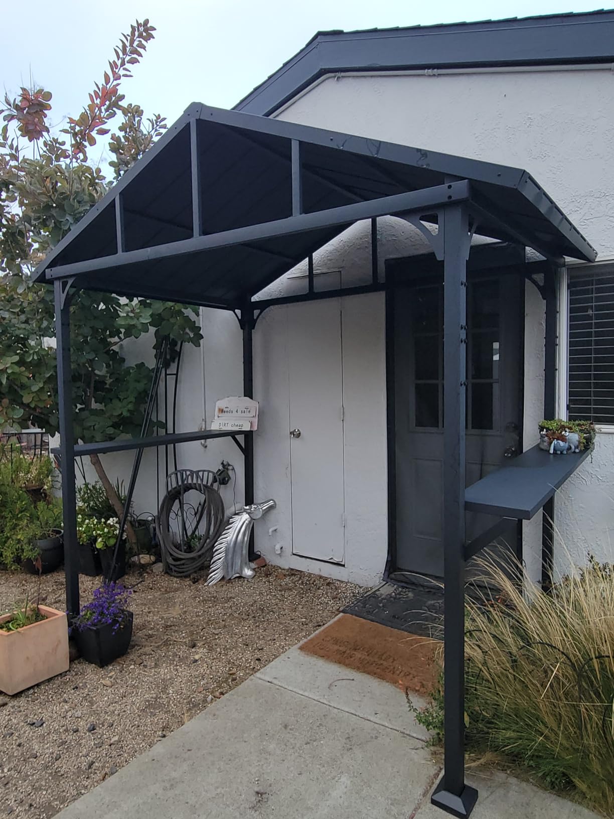 Kurapika 8' x 5' Hardtop BBQ Grill Outdoor Gazebo,Waterproof Sloping Roof, Bar with Tool Hooks, Smoke-Venting Iron Canopy for Patio, Yard,Garden, Family Party customer photo 1