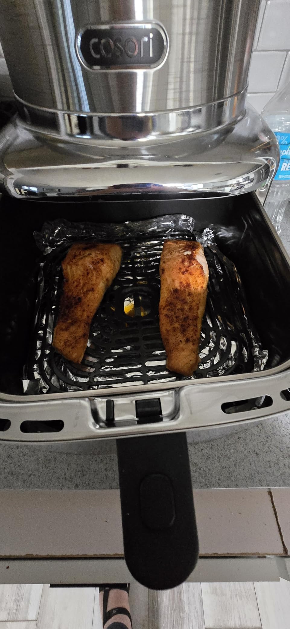 Cosori Iconic Stainless Steel 6.5 Qt Smart Air Fryer, PFAS-Free Ceramic Coating, Max 450F, Dishwasher-Safe Basket customer photo 1