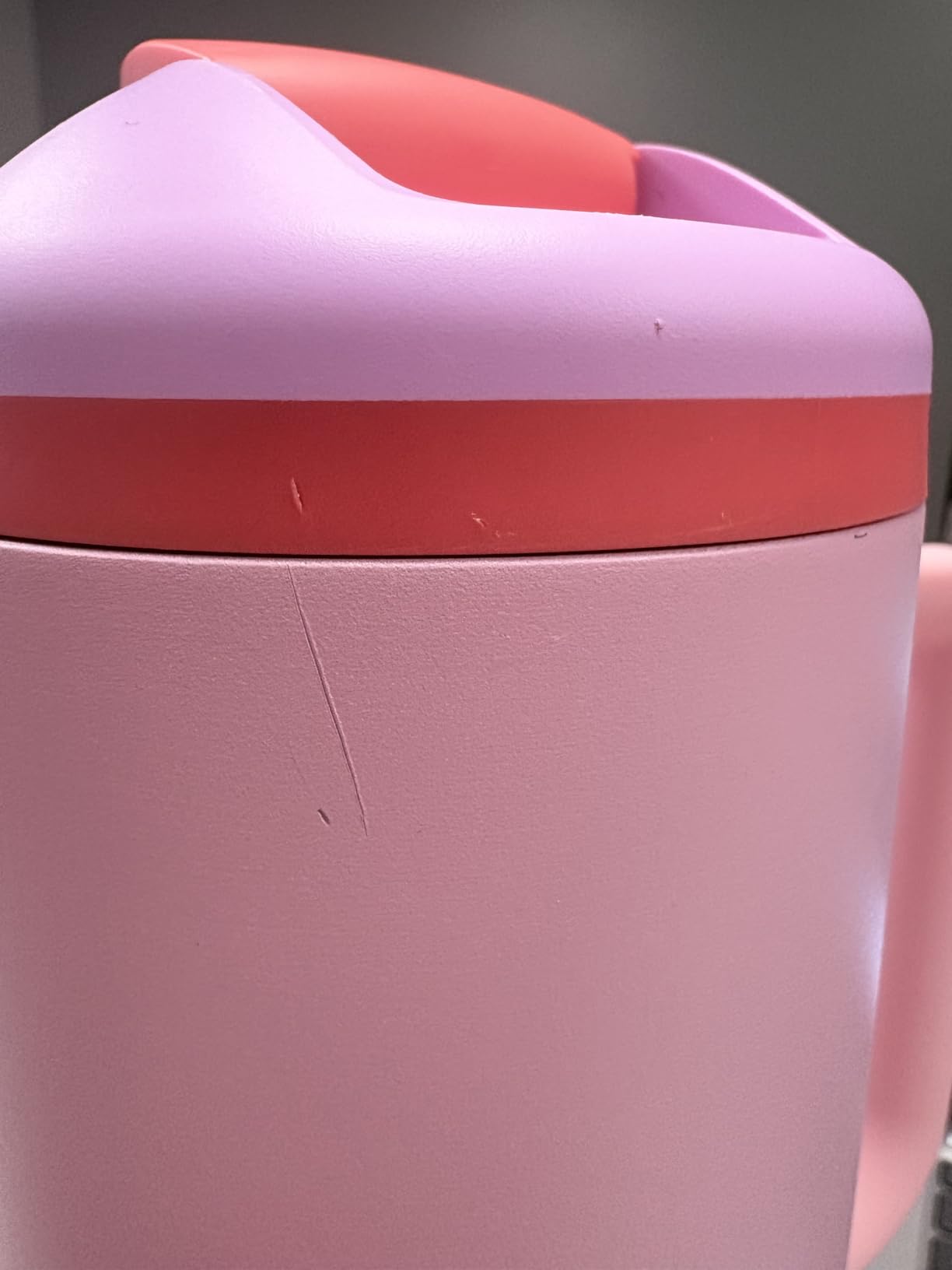 Owala FreeSip Tumbler Insulated Stainless Steel Water Bottle with Built-in Straw and Side Handle, 40oz | Angel Food Cake customer photo 1
