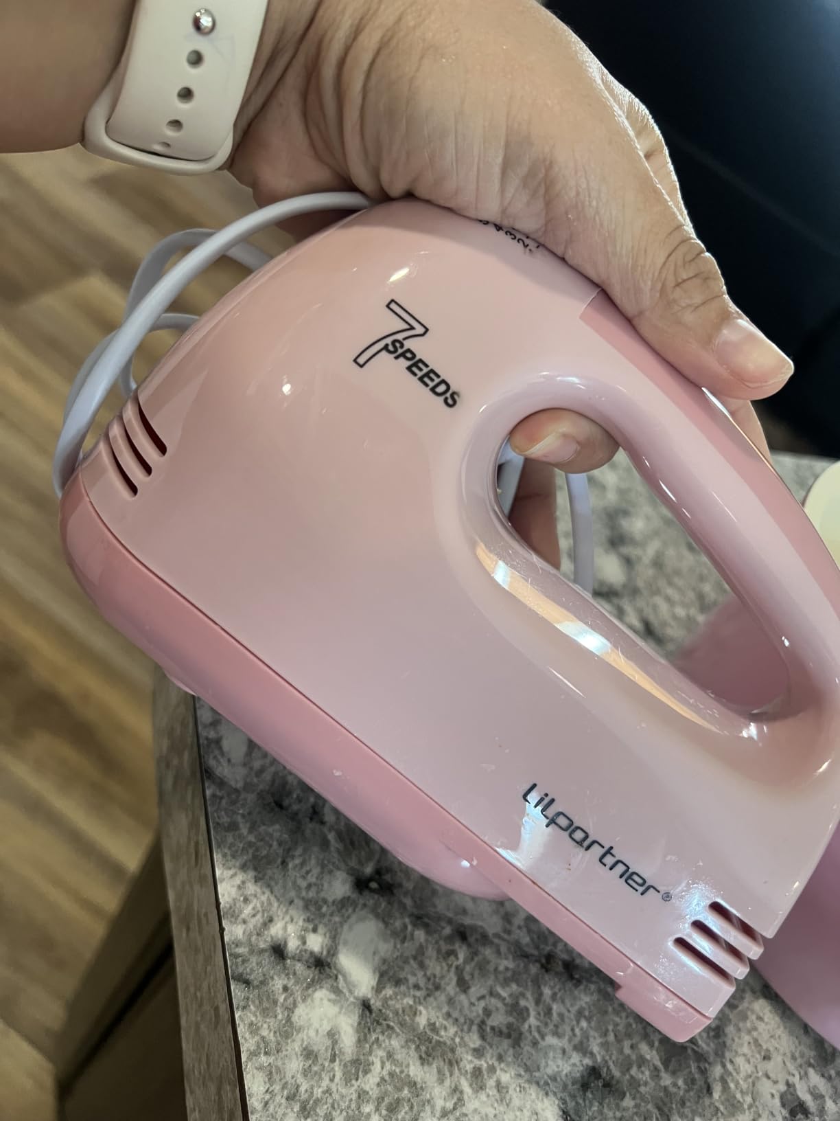 LILPARTNER Hand Mixer Electric, Ultra Power Kitchen Hand Mixer With 7-Speed & 5 Stainless Steel Accessories for Whipping Dough, Cream, Cake, Dishwasher Safe, Pink customer photo 1