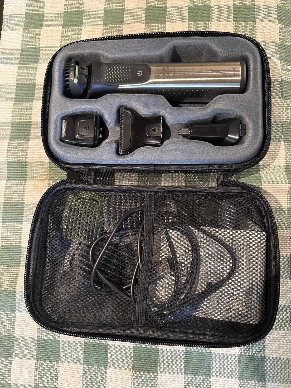 Philips Norelco All-in-One 9000 Series 23-Piece Trimmer - Electric Shaver and Clipper for Face, Beard, Head & Body, Self-Sharpening Full Metal Blades, MG9575/49 customer photo 2
